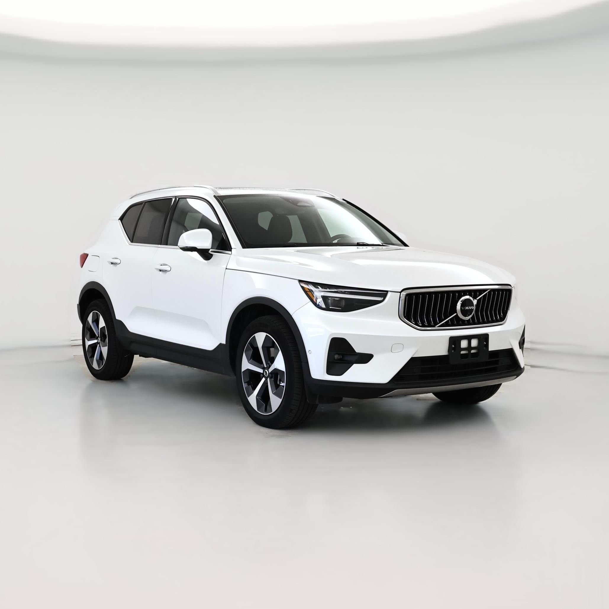 Thumbnail: 2024 Volvo XC40 - 1
