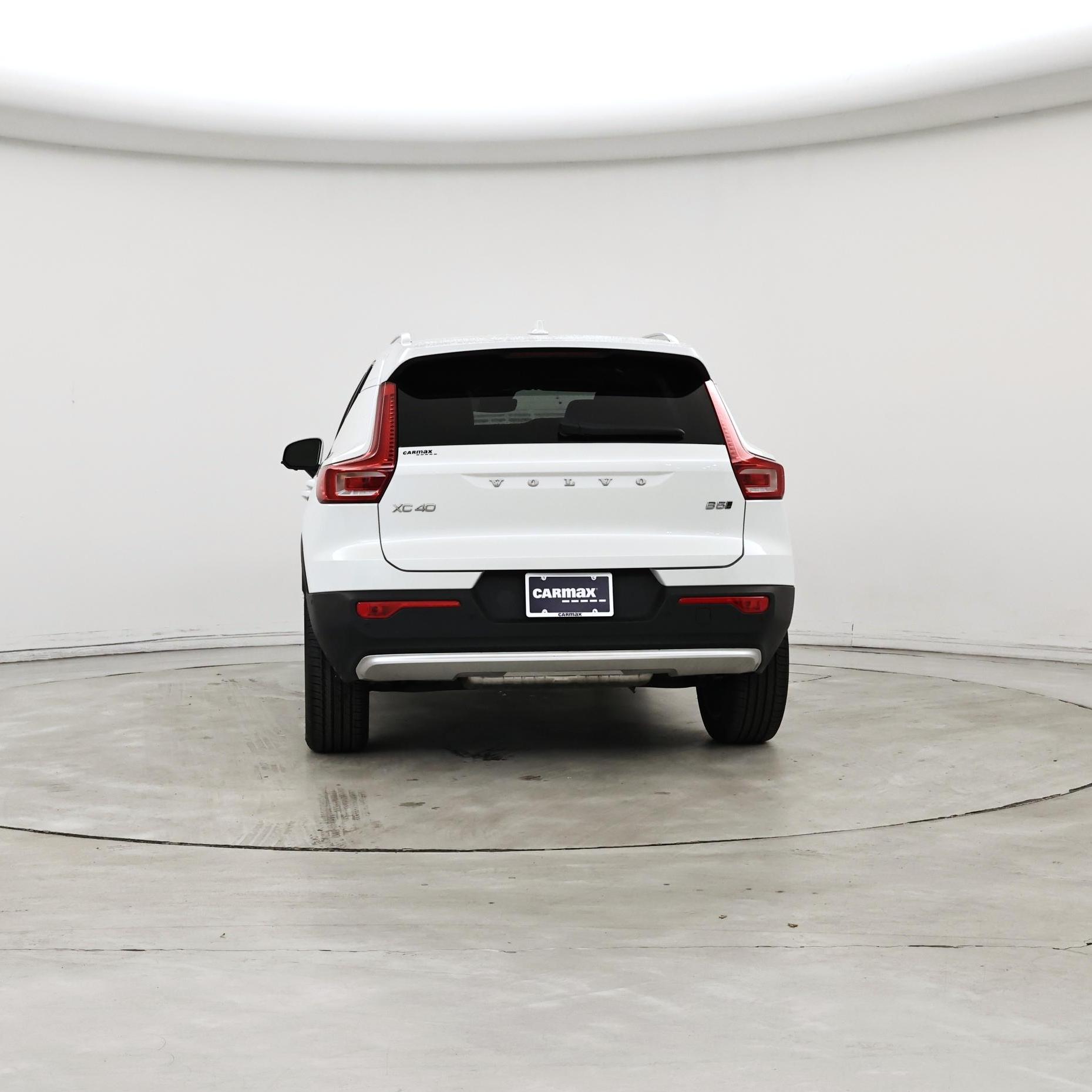 Thumbnail: 2024 Volvo XC40 - 6