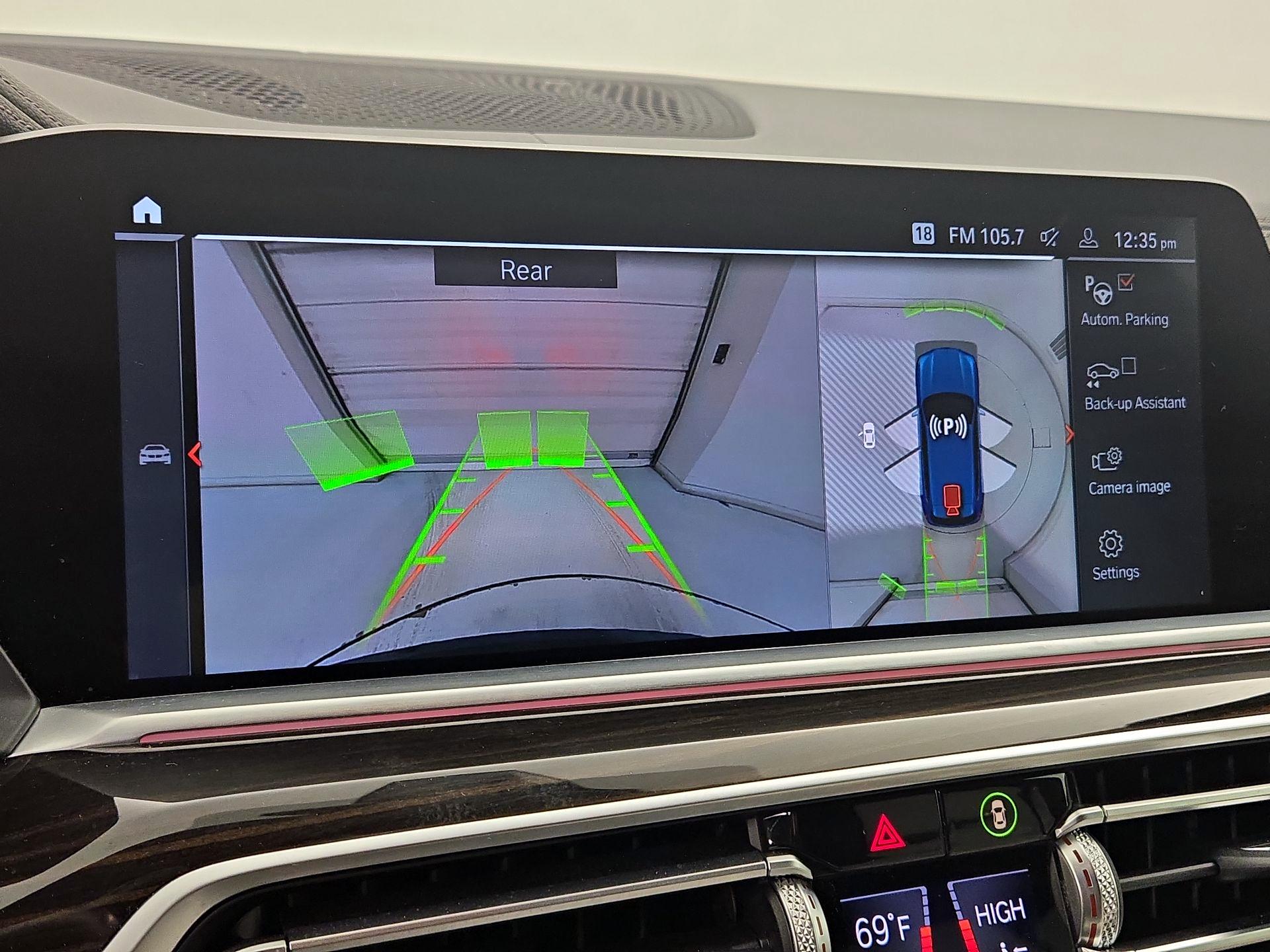 Thumbnail: 2021 BMW X5 - 15