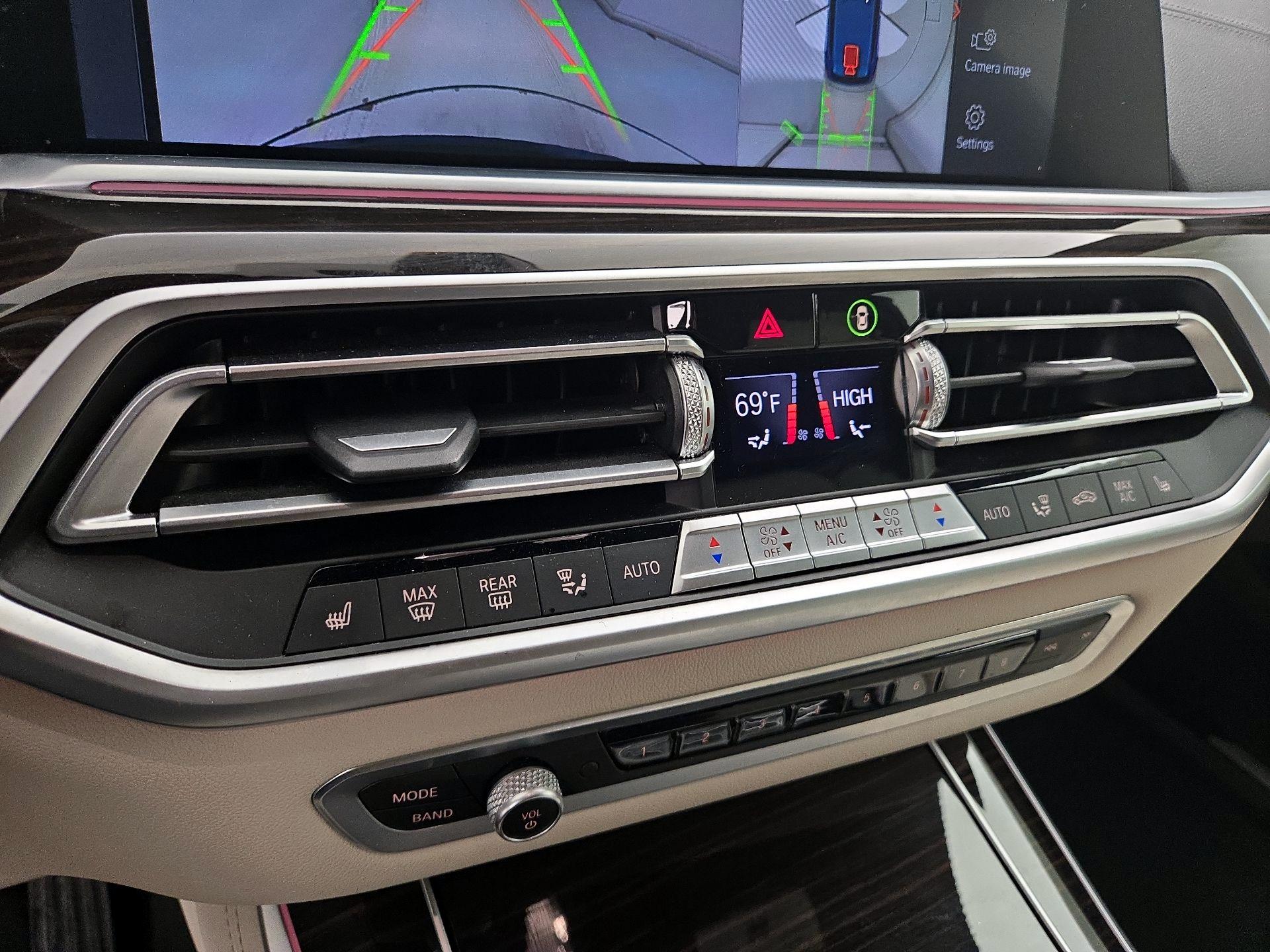 Thumbnail: 2021 BMW X5 - 17