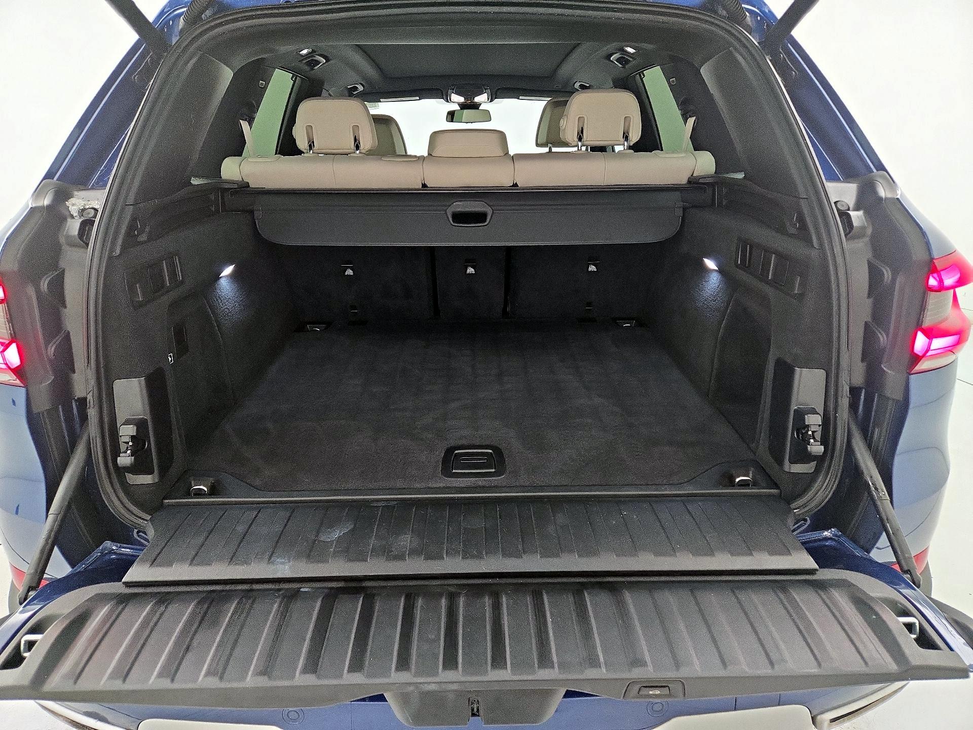 Thumbnail: 2021 BMW X5 - 20