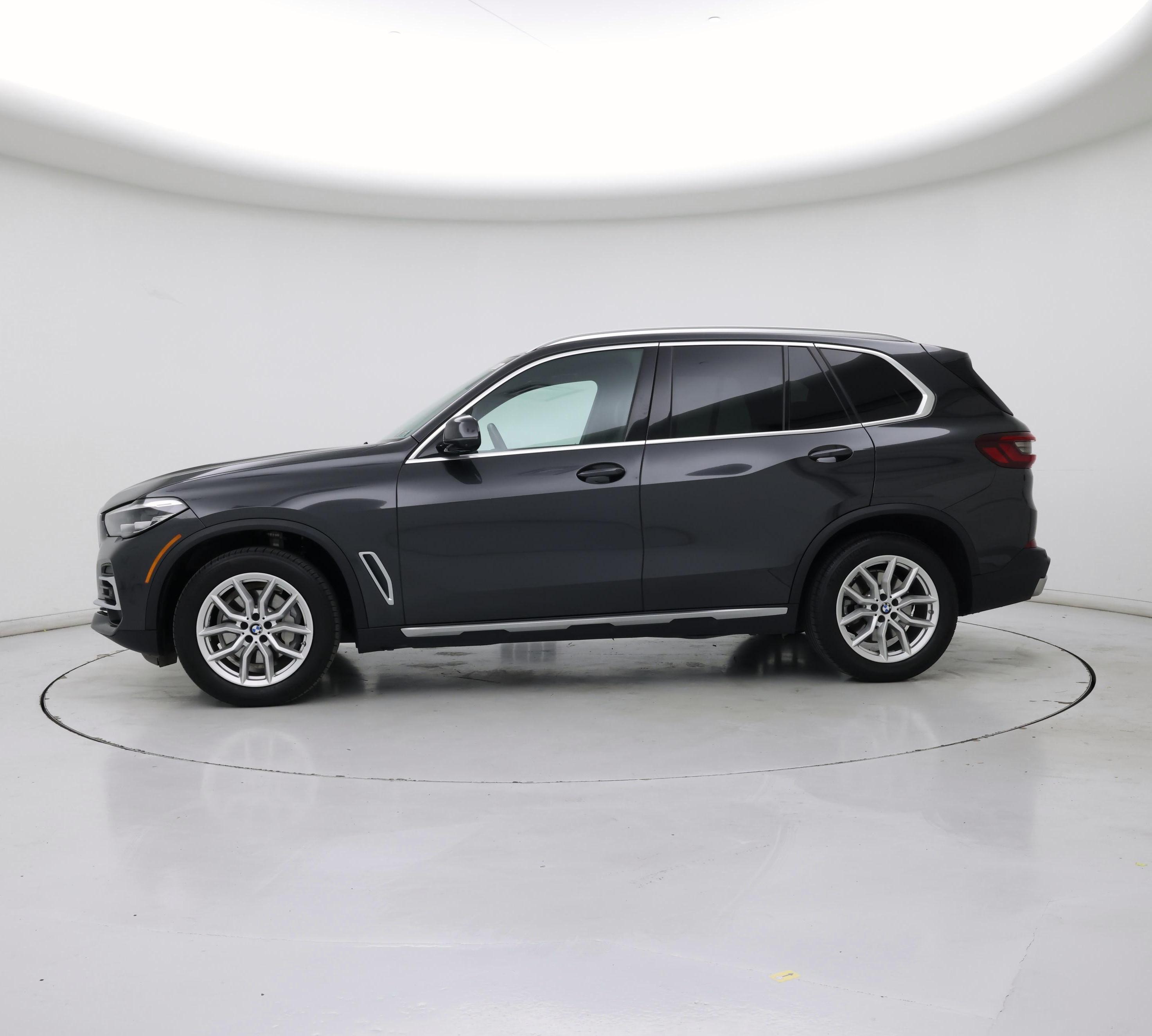 Thumbnail: 2022 BMW X5 - 3
