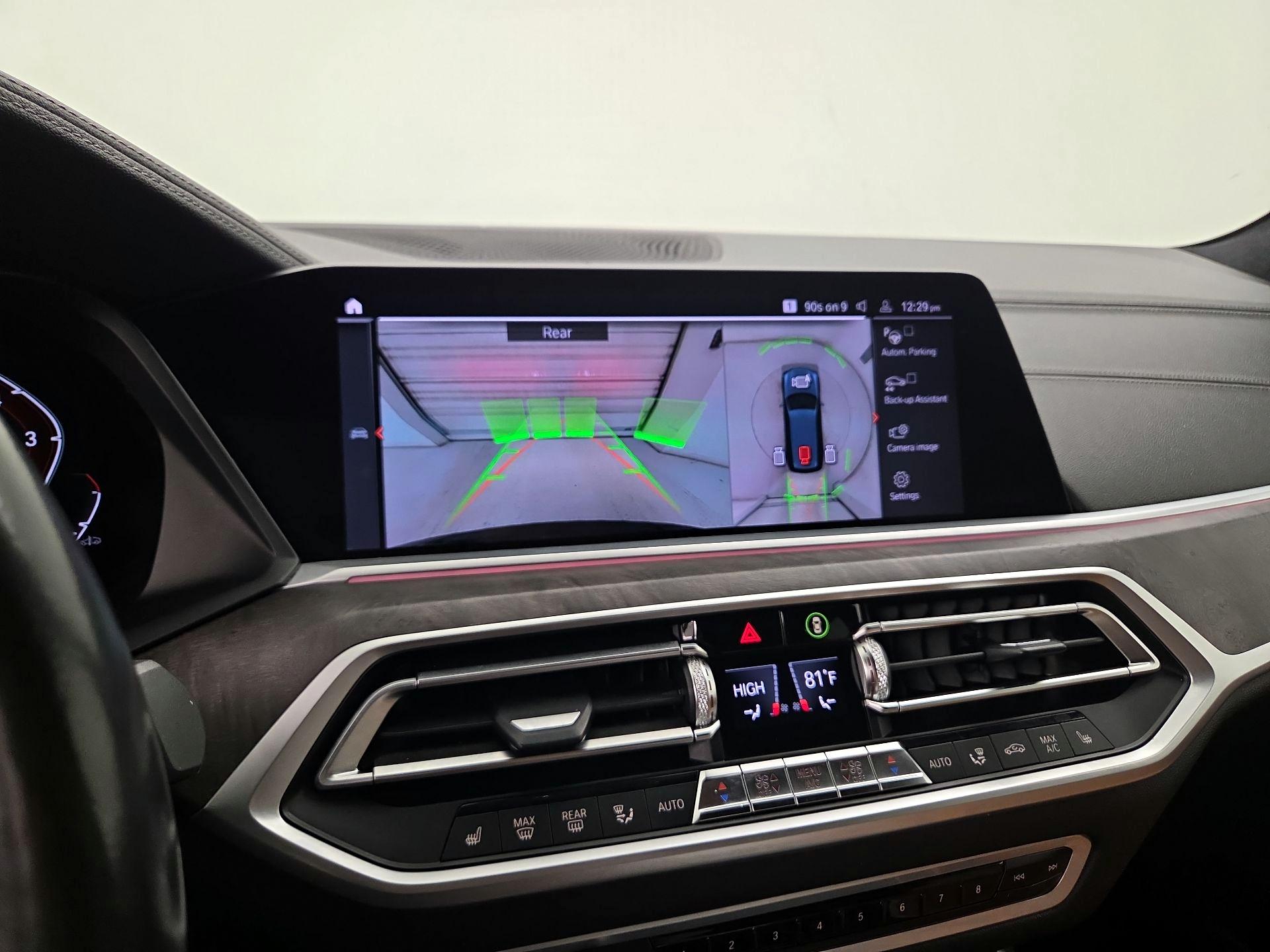 Thumbnail: 2021 BMW X7 - 15