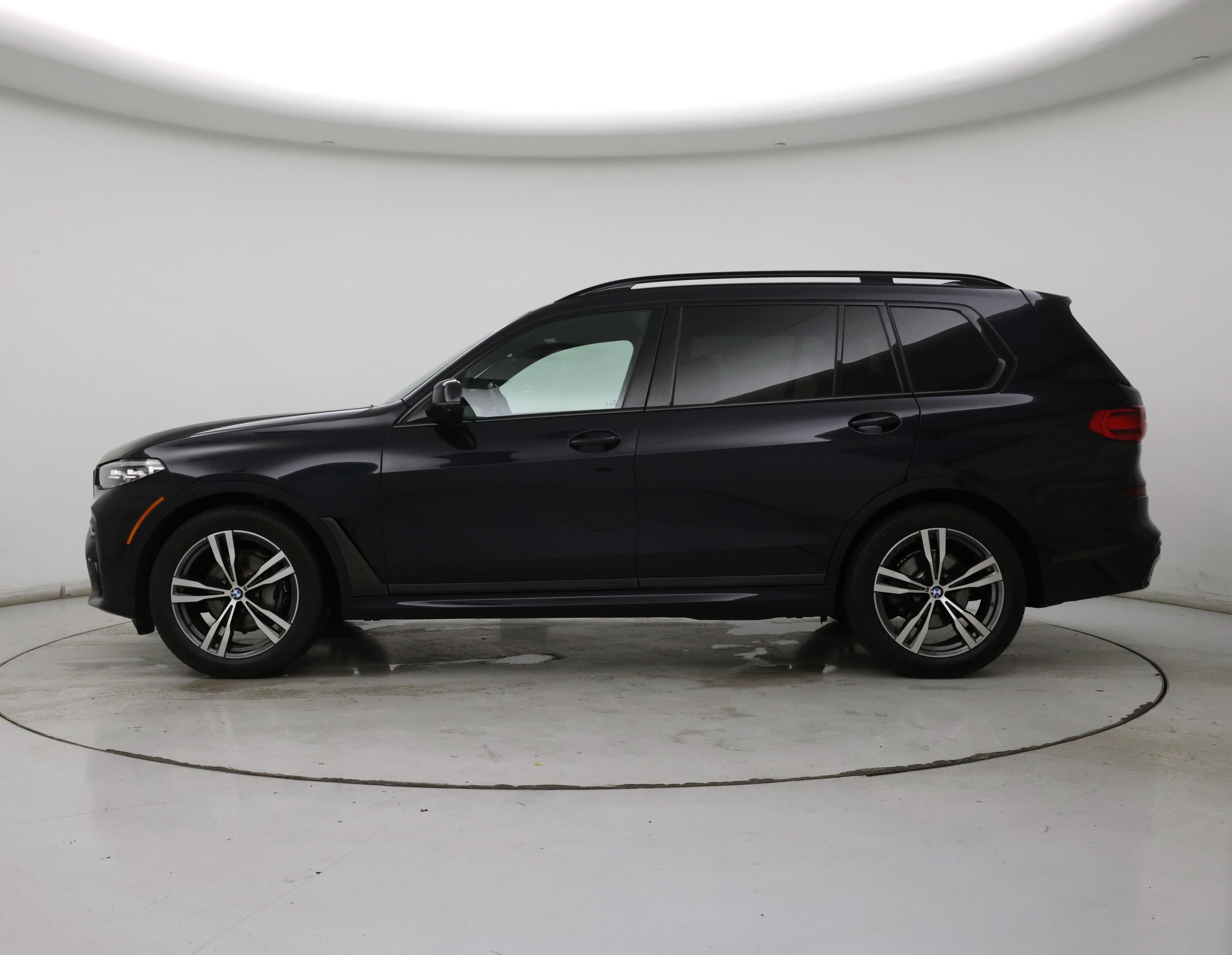 Thumbnail: 2021 BMW X7 - 3