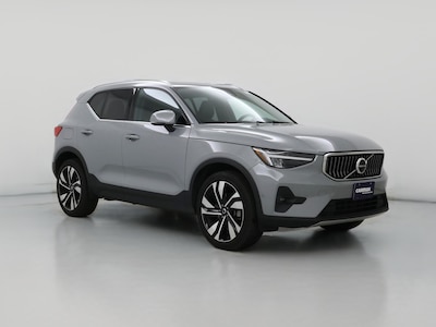 2024 Volvo XC40 B5 Plus Bright Theme