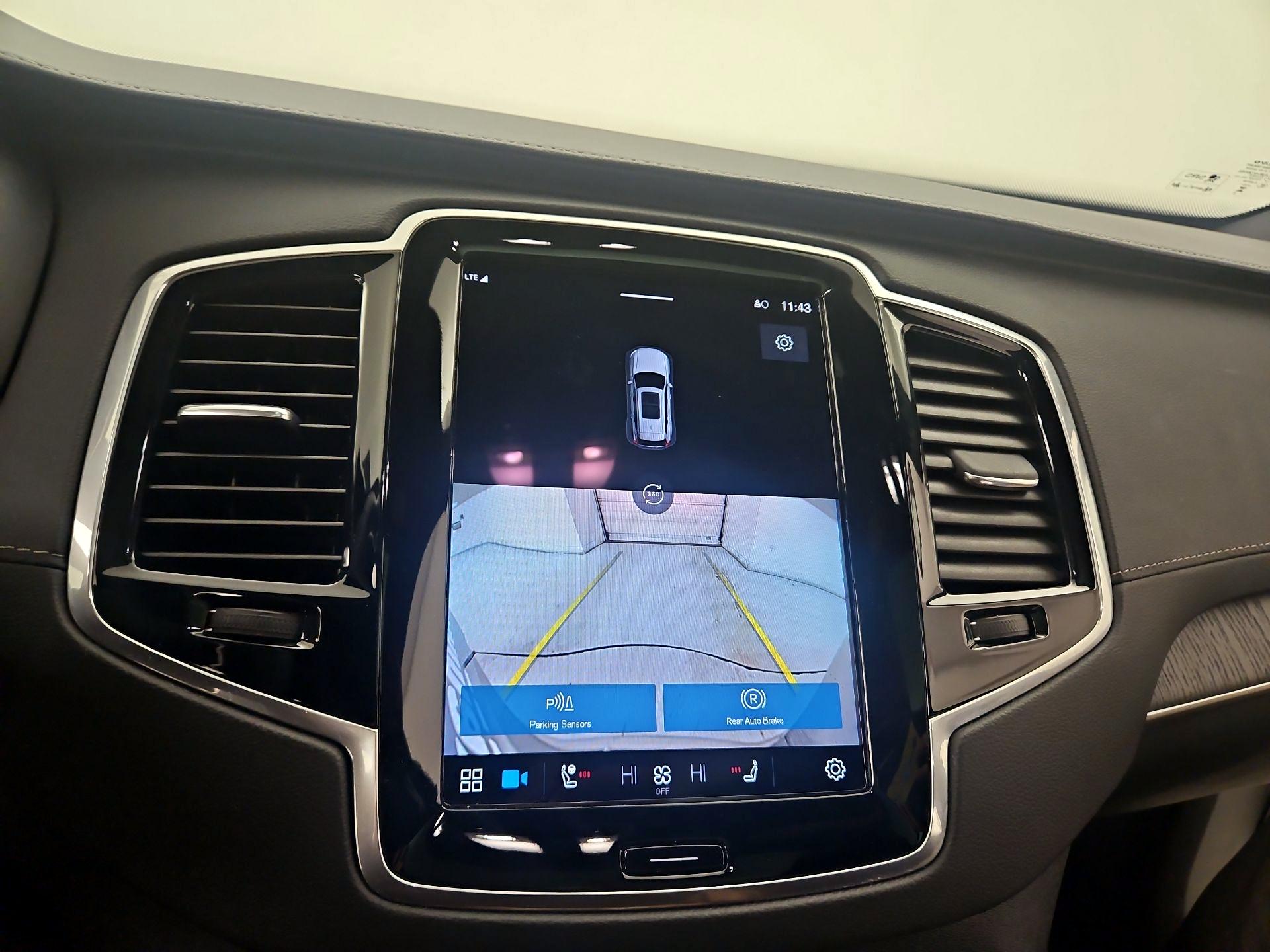 Thumbnail: 2023 Volvo XC90 - 14