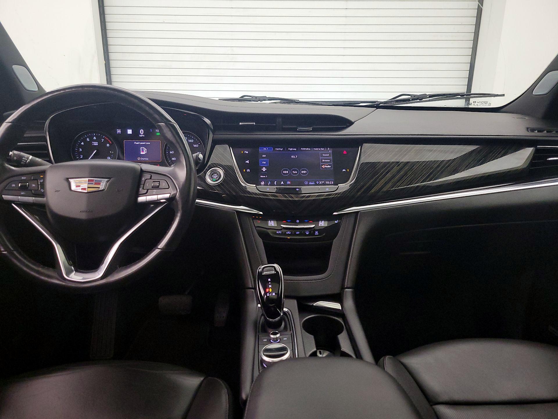 Thumbnail: 2020 Cadillac XT6 - 9