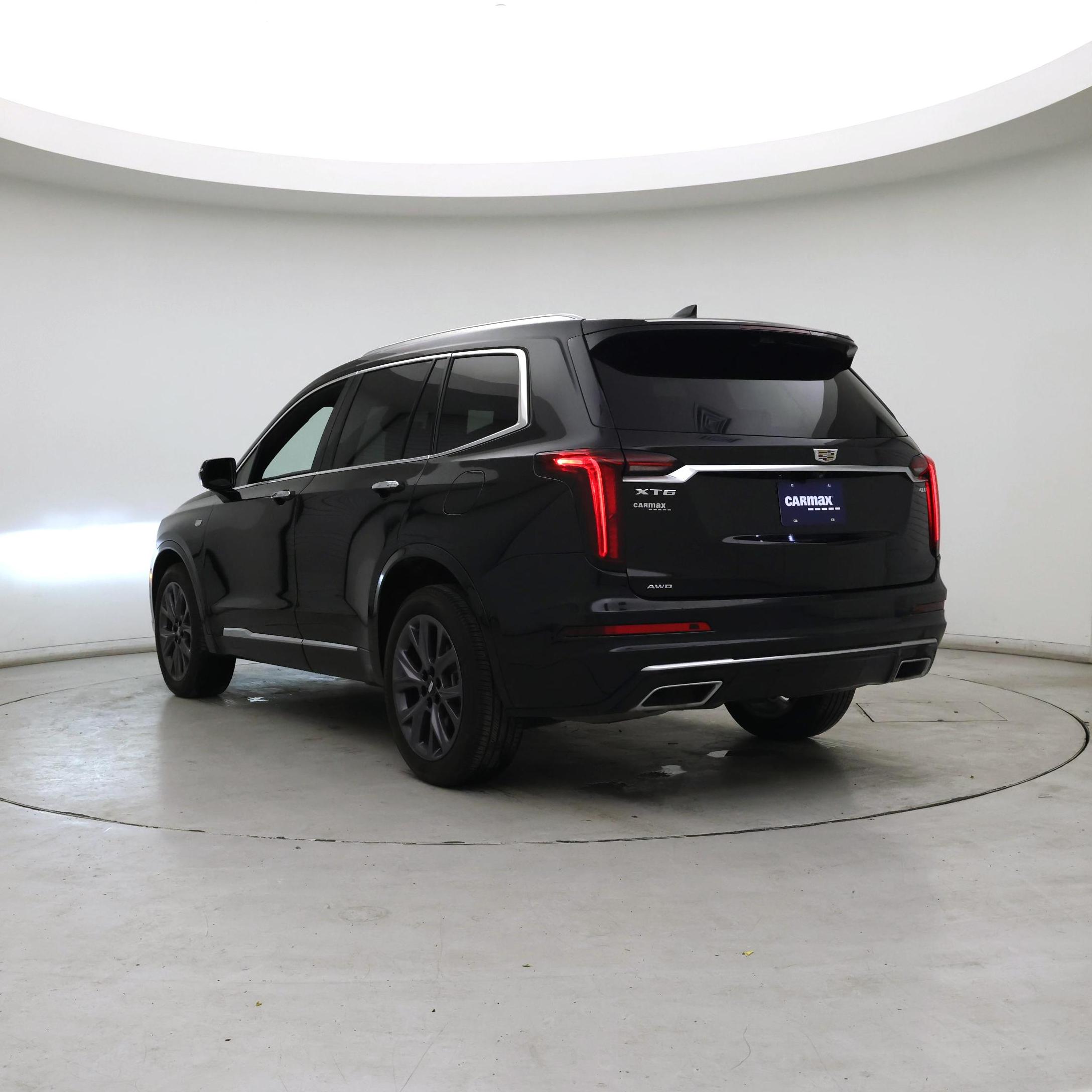 Thumbnail: 2020 Cadillac XT6 - 2