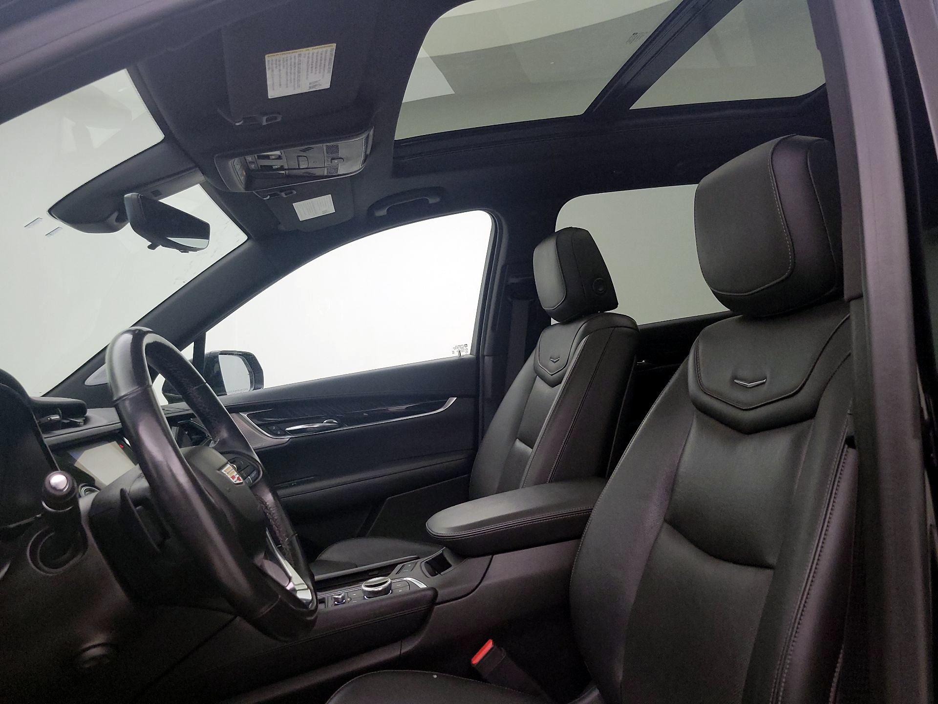 Thumbnail: 2020 Cadillac XT6 - 19