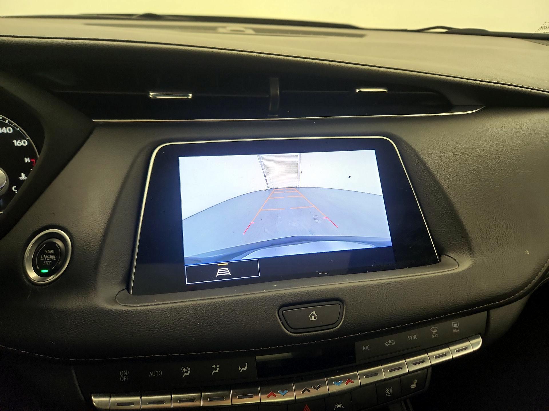 Thumbnail: 2023 Cadillac XT4 - 12