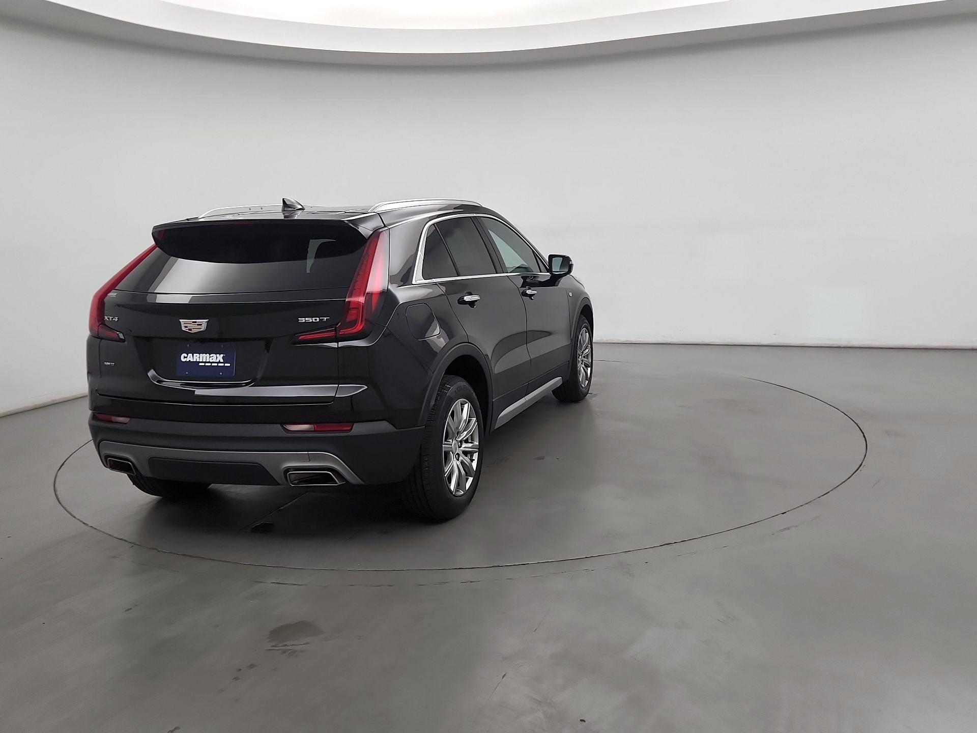 Thumbnail: 2023 Cadillac XT4 - 5