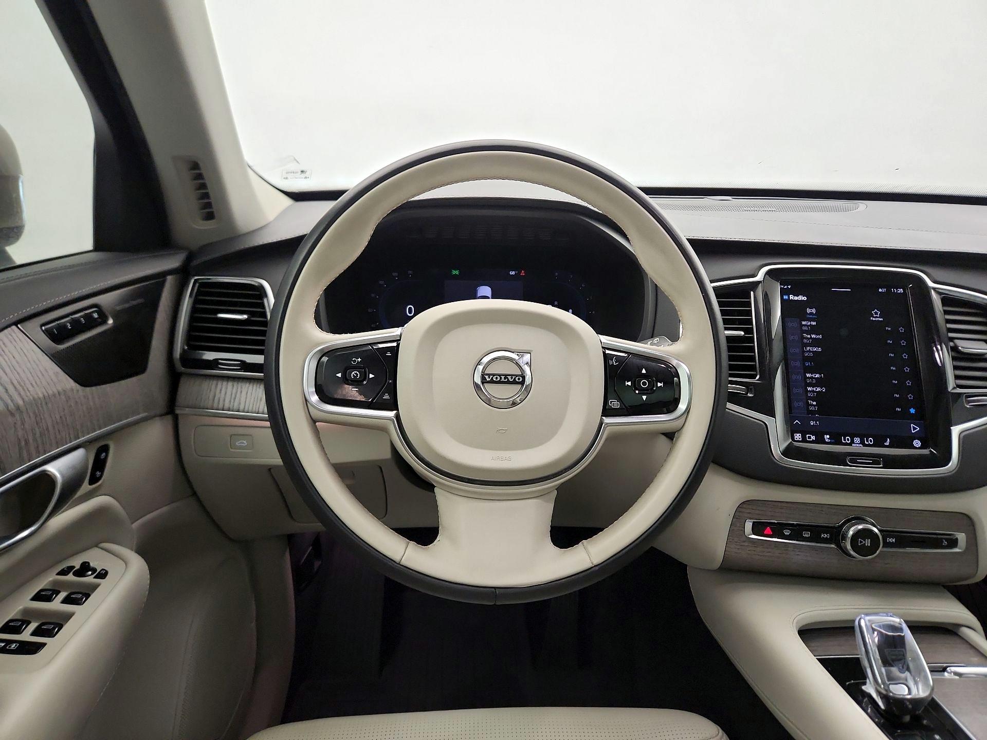 Thumbnail: 2024 Volvo XC90 - 10