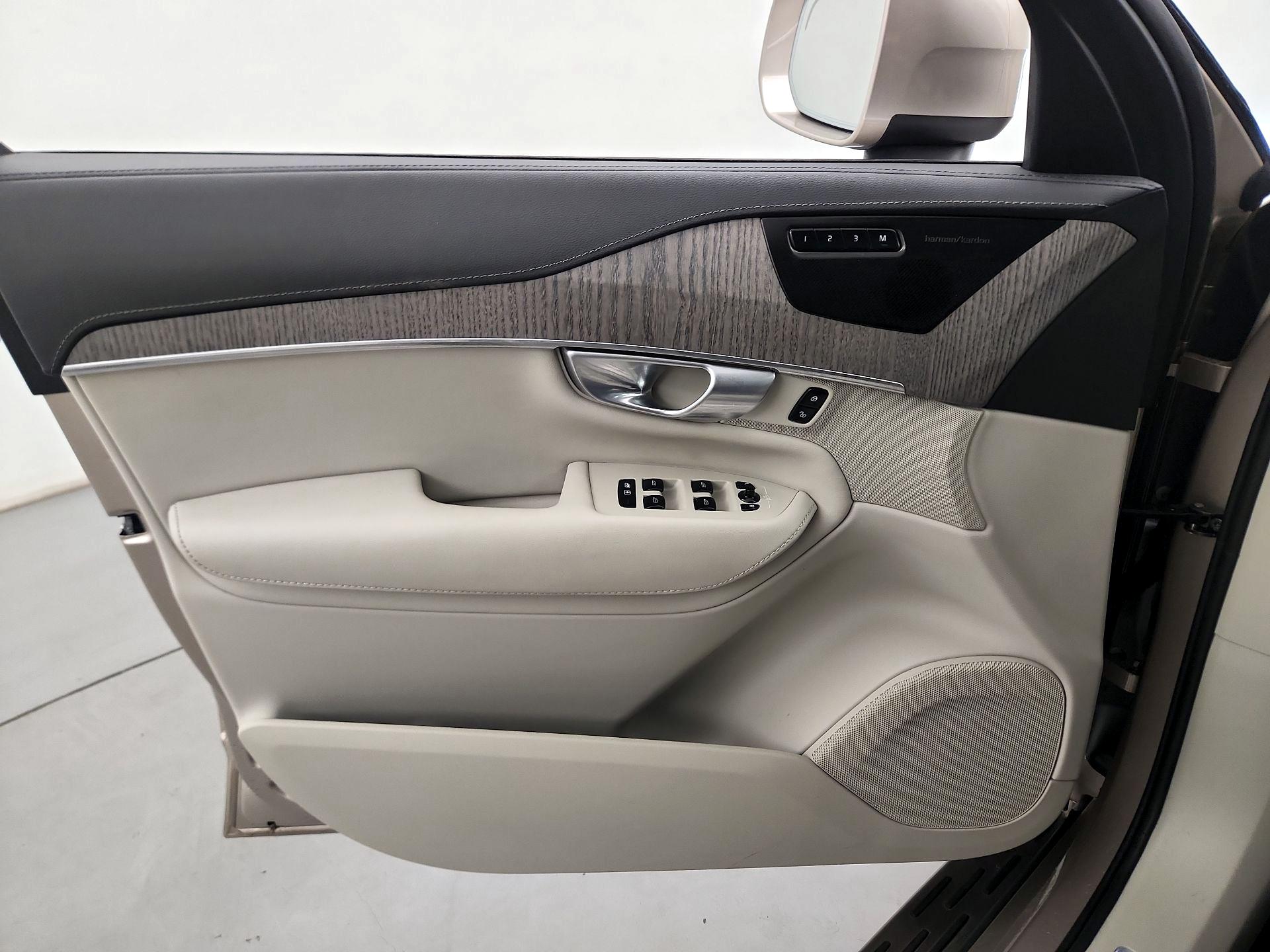 Thumbnail: 2024 Volvo XC90 - 12