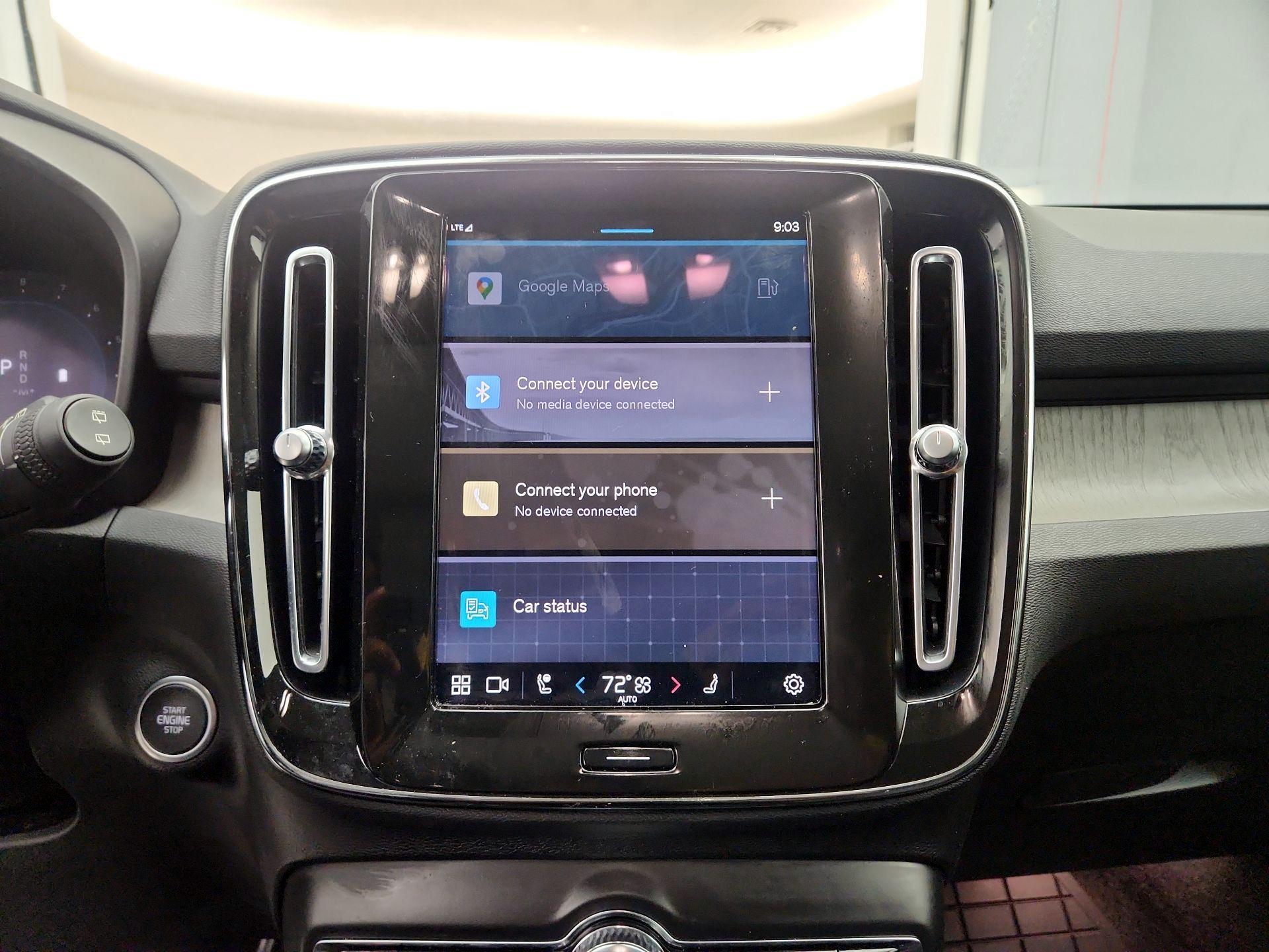 Thumbnail: 2023 Volvo XC40 - 15