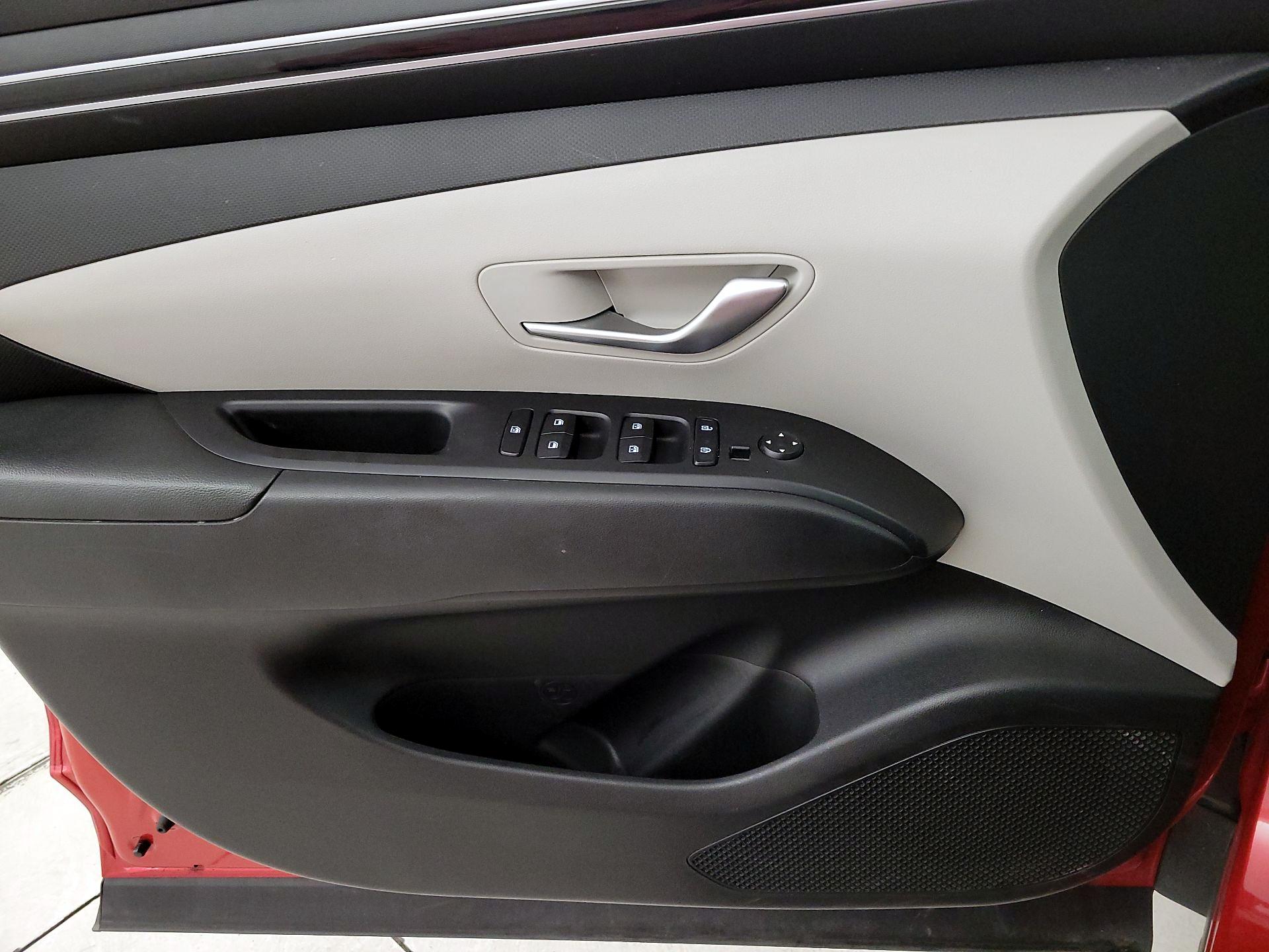 Thumbnail: 2023 Hyundai Tucson - 12