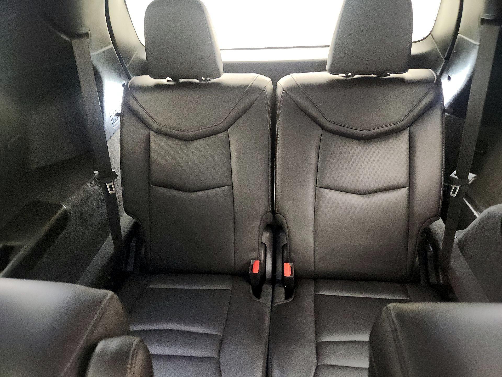 Thumbnail: 2022 Cadillac XT6 - 18