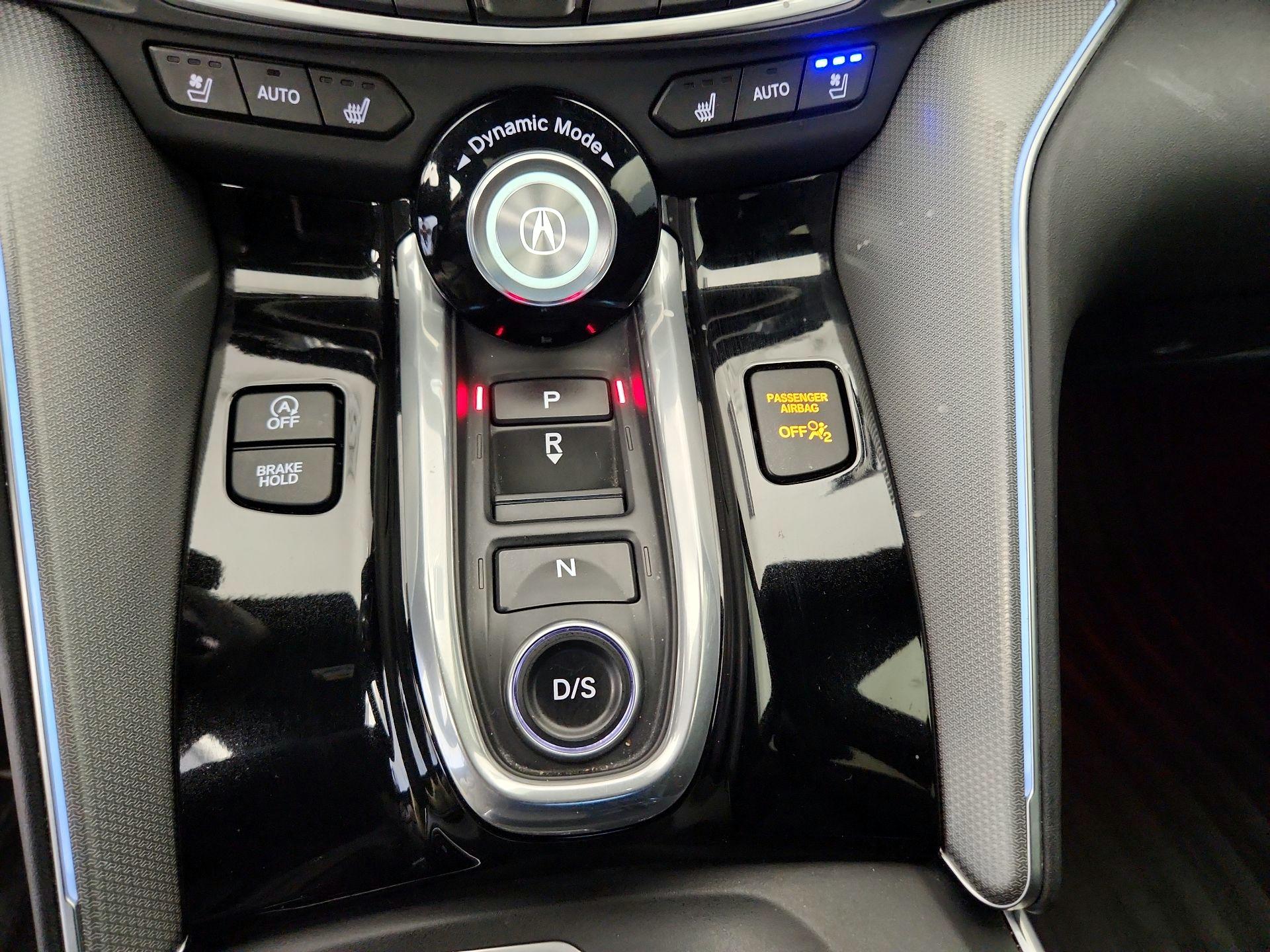 Thumbnail: 2022 Acura TLX - 18