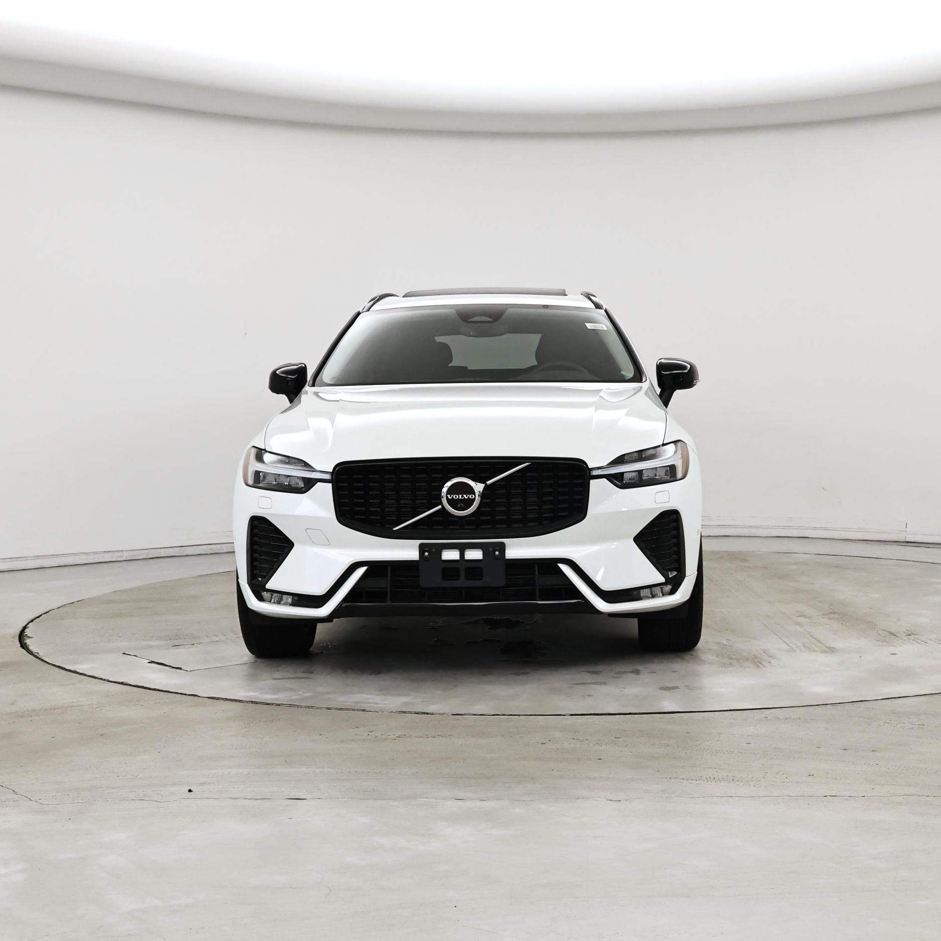 Thumbnail: 2023 Volvo XC60 - 5