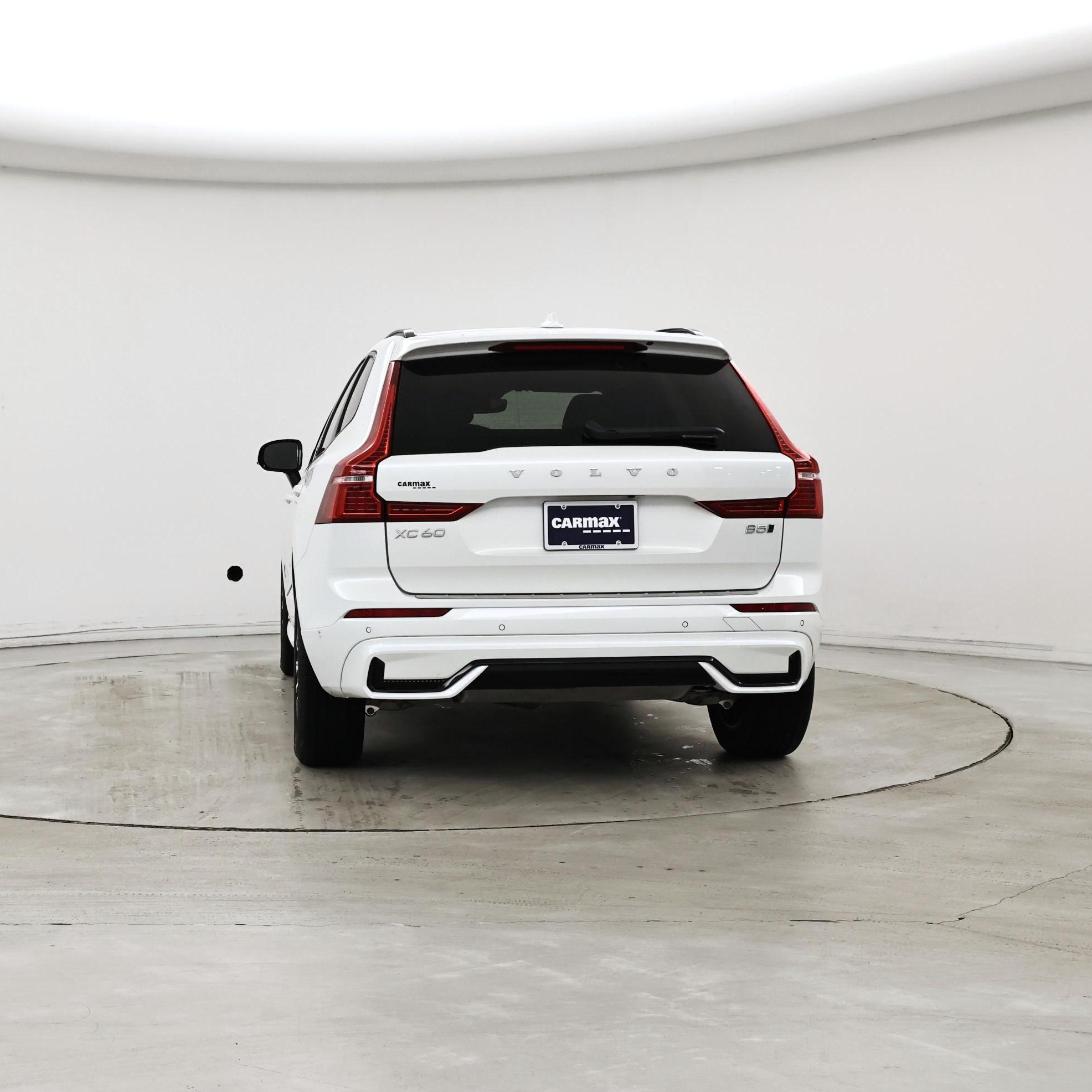 Thumbnail: 2023 Volvo XC60 - 6