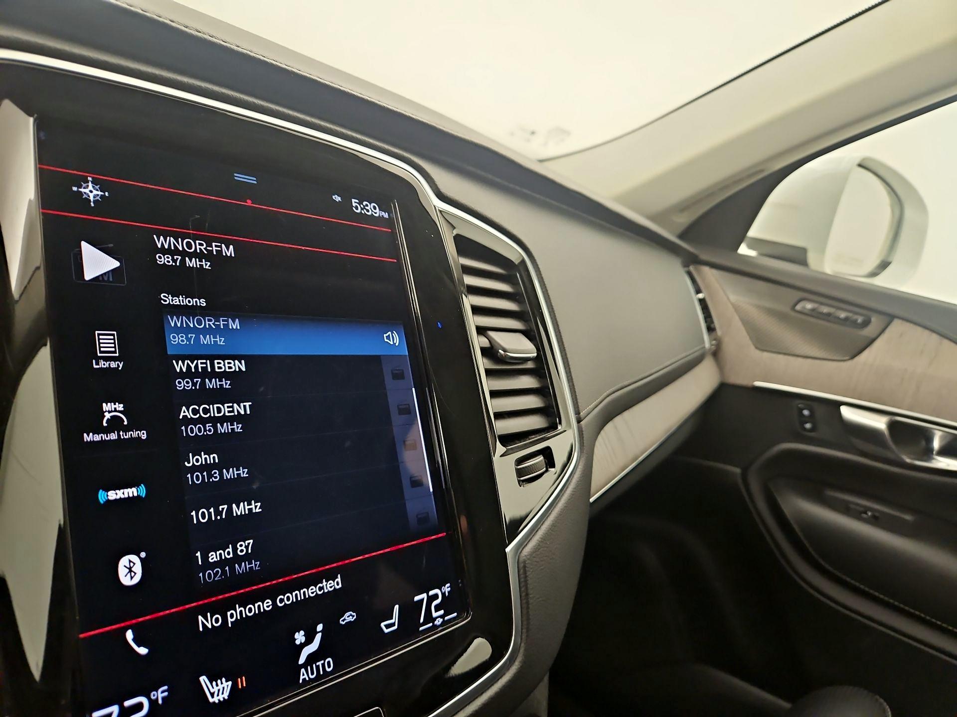 Thumbnail: 2022 Volvo XC90 - 16