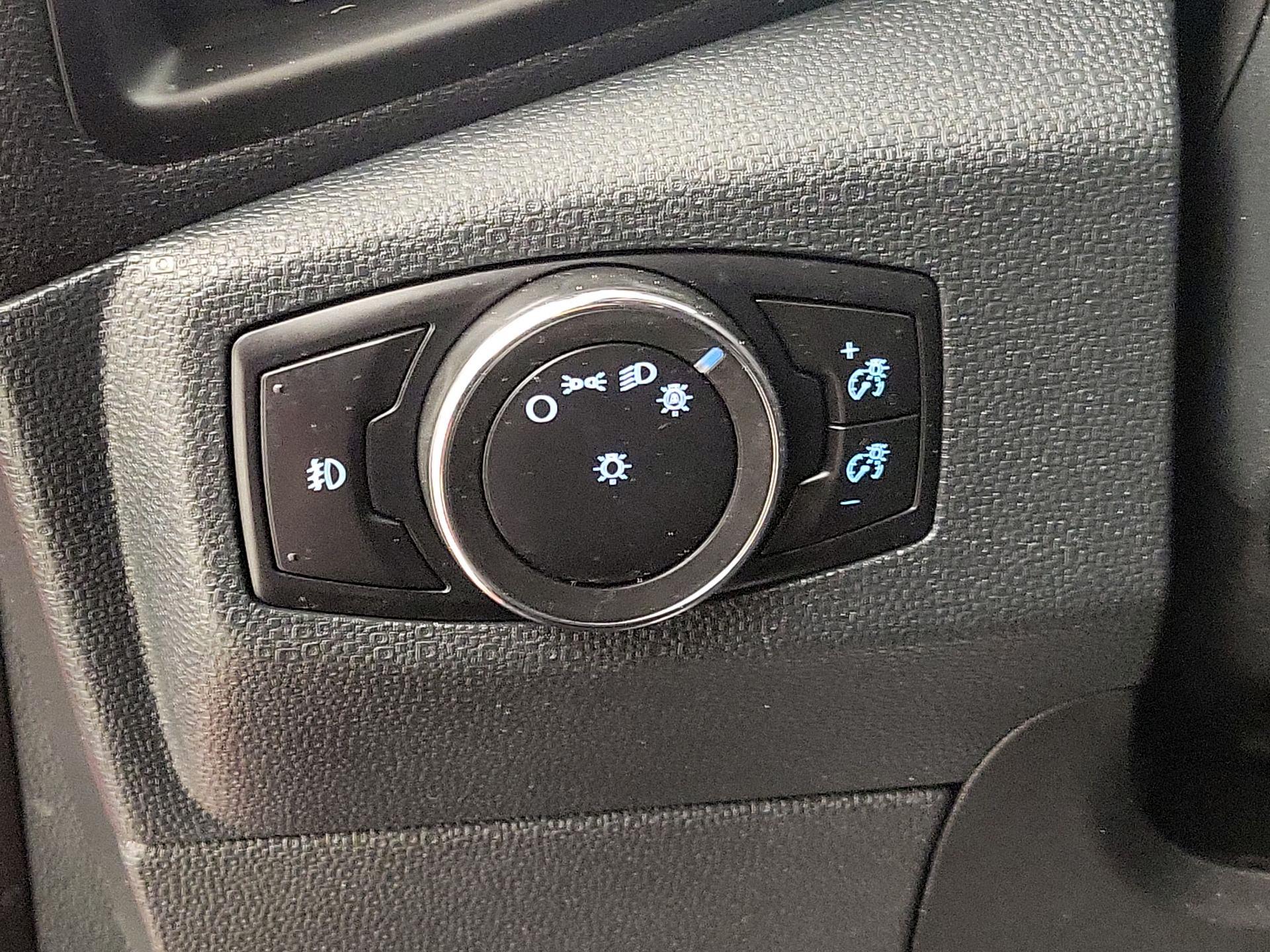 Thumbnail: 2022 Ford EcoSport - 13