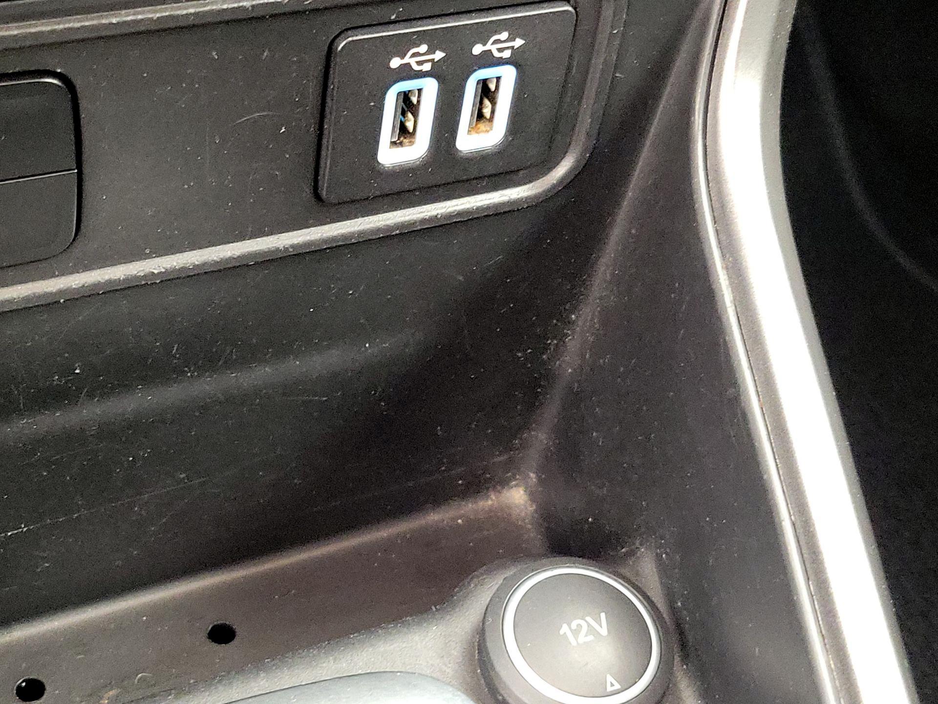 Thumbnail: 2022 Ford EcoSport - 18