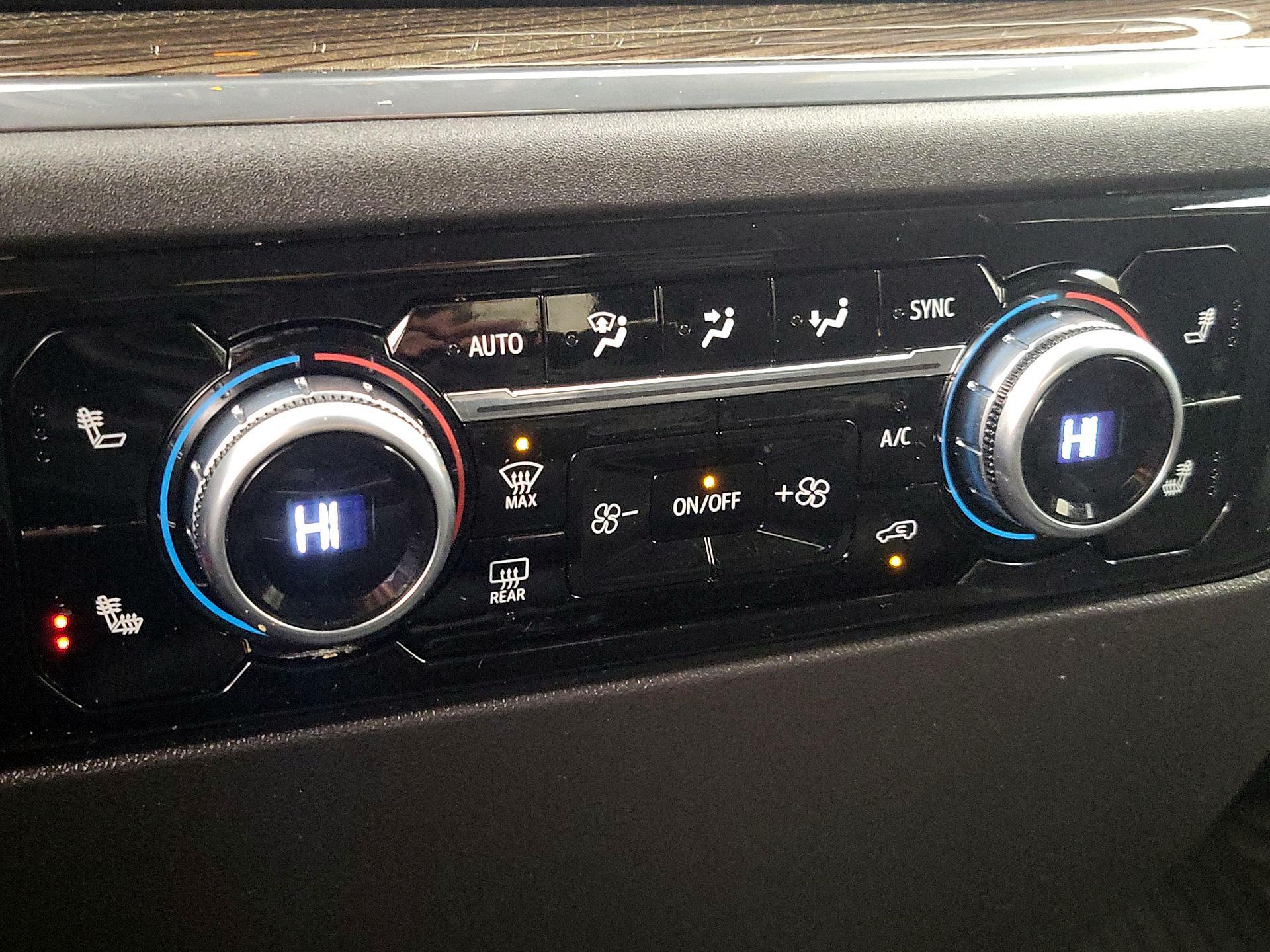 Thumbnail: 2024 GMC Sierra 1500 - 16