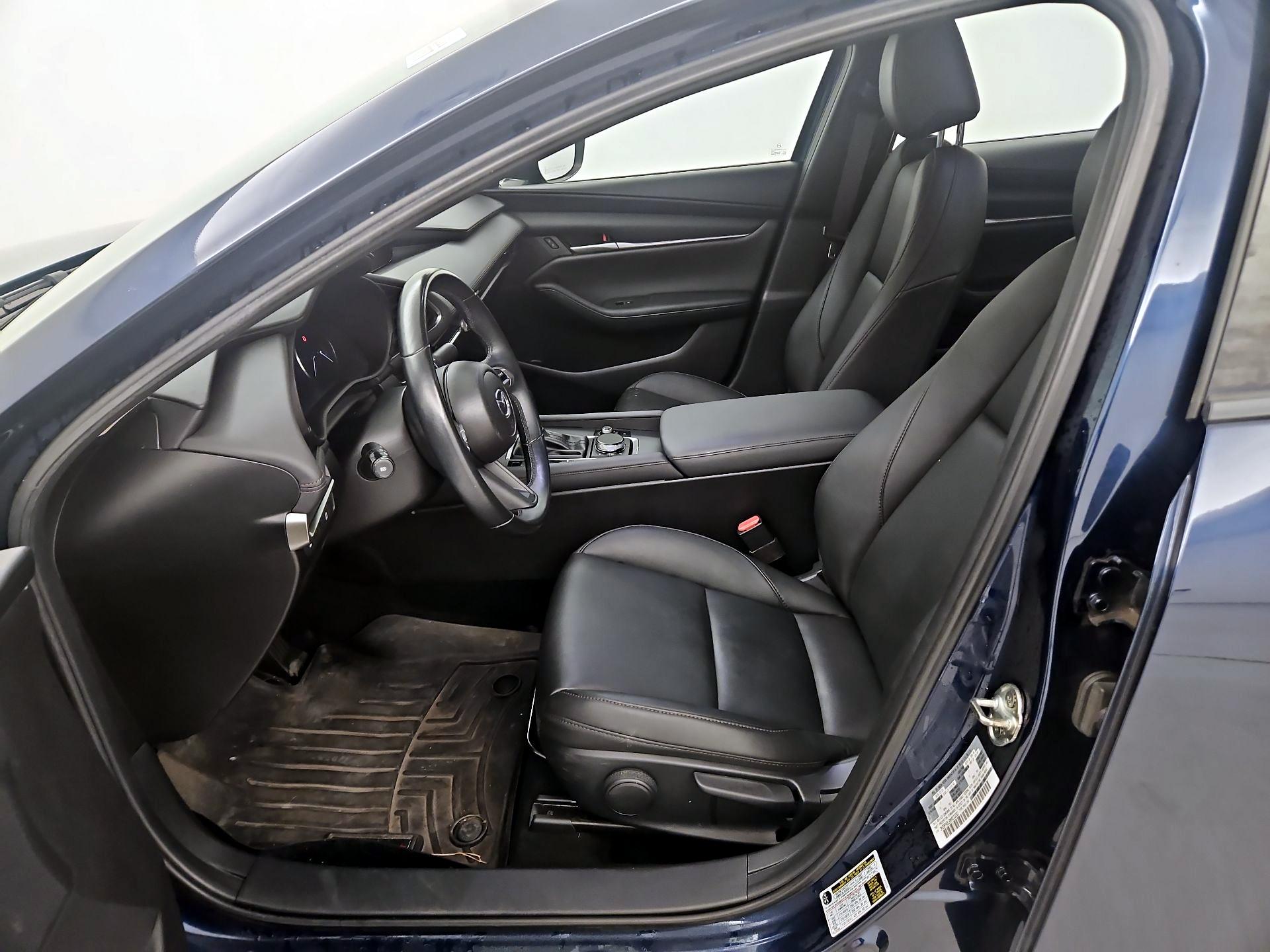 Thumbnail: 2021 Mazda Mazda3 - 11