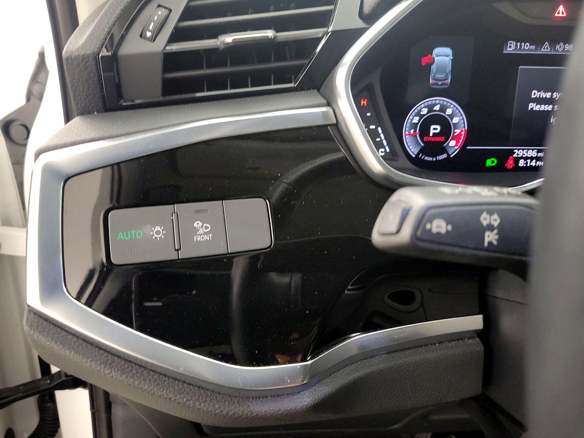 Thumbnail: 2023 Audi Q3 - 13