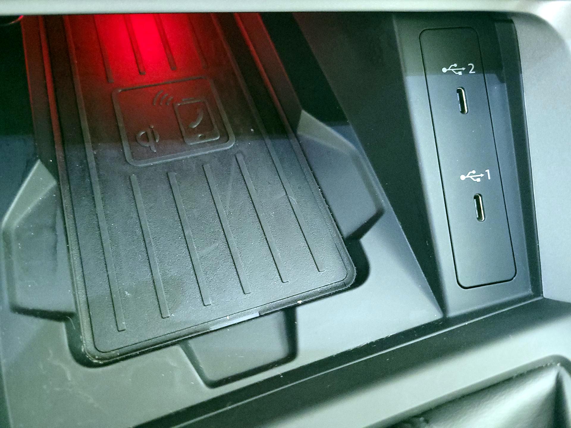 Thumbnail: 2023 Audi Q3 - 19