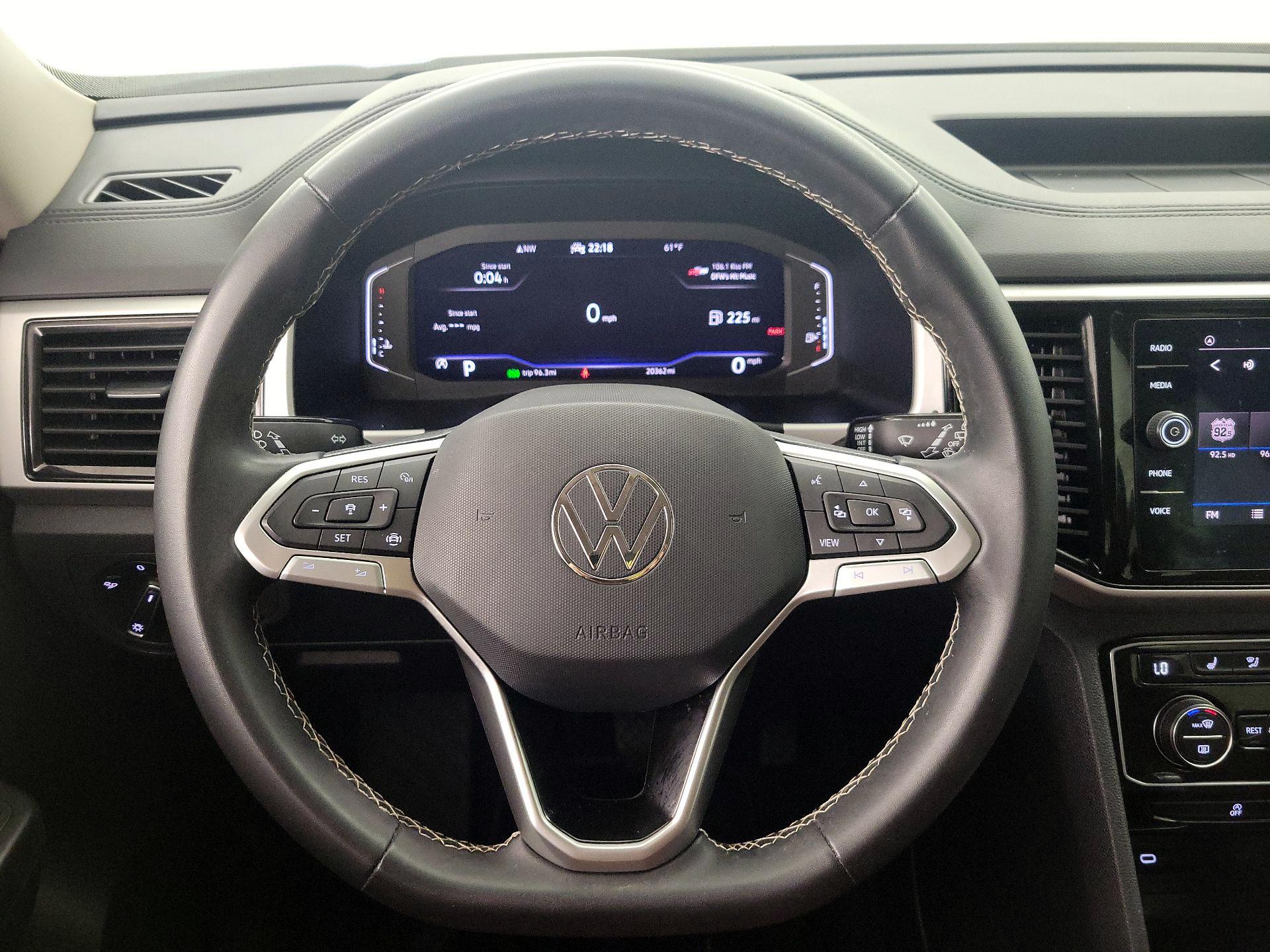 Thumbnail: 2023 Volkswagen Atlas - 10