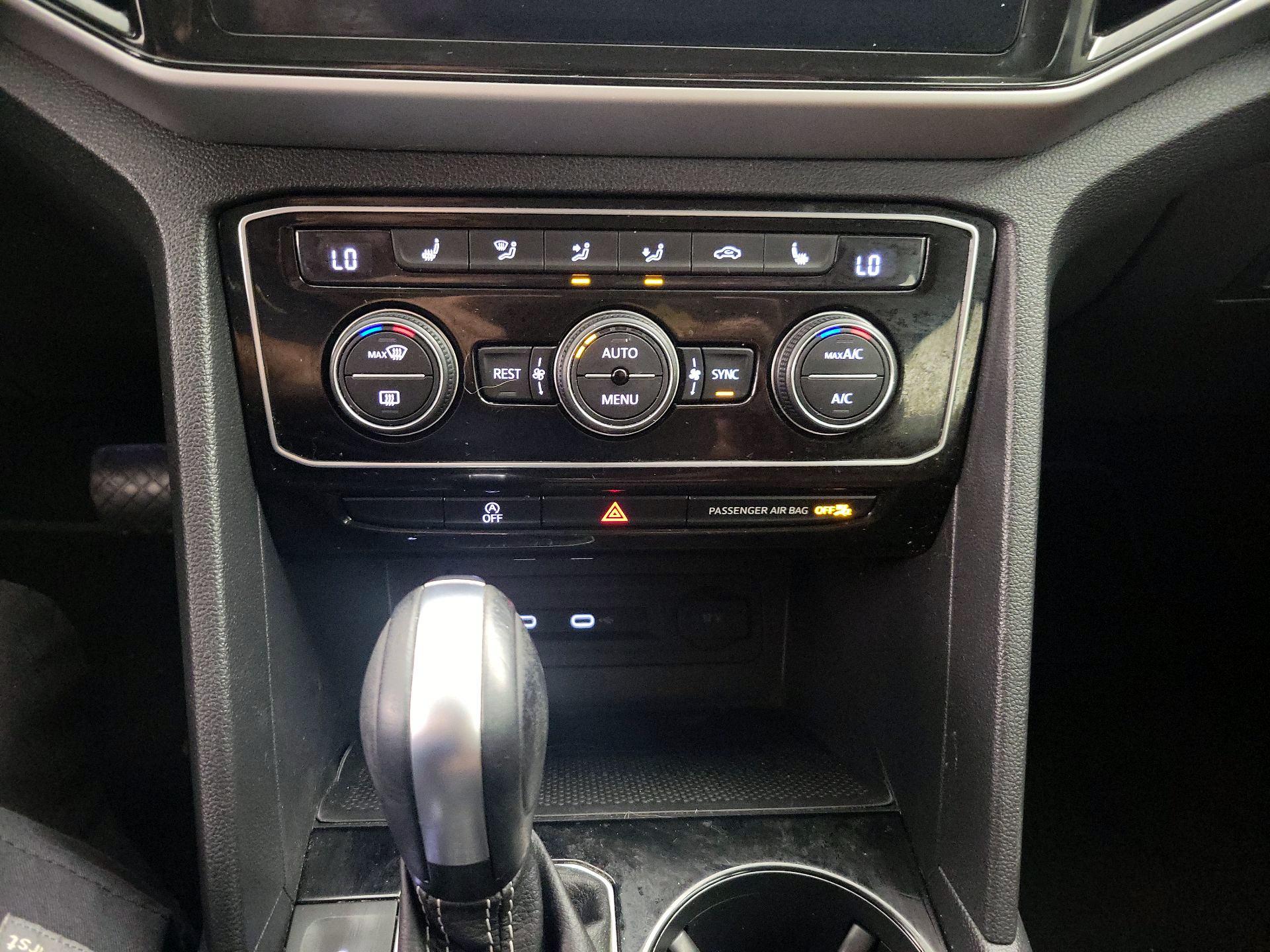 Thumbnail: 2023 Volkswagen Atlas - 16