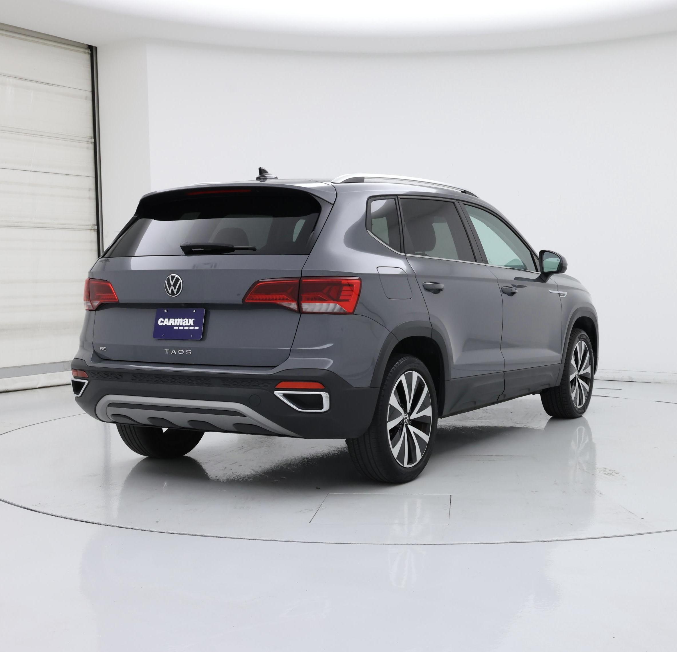 Thumbnail: 2022 Volkswagen Taos - 8