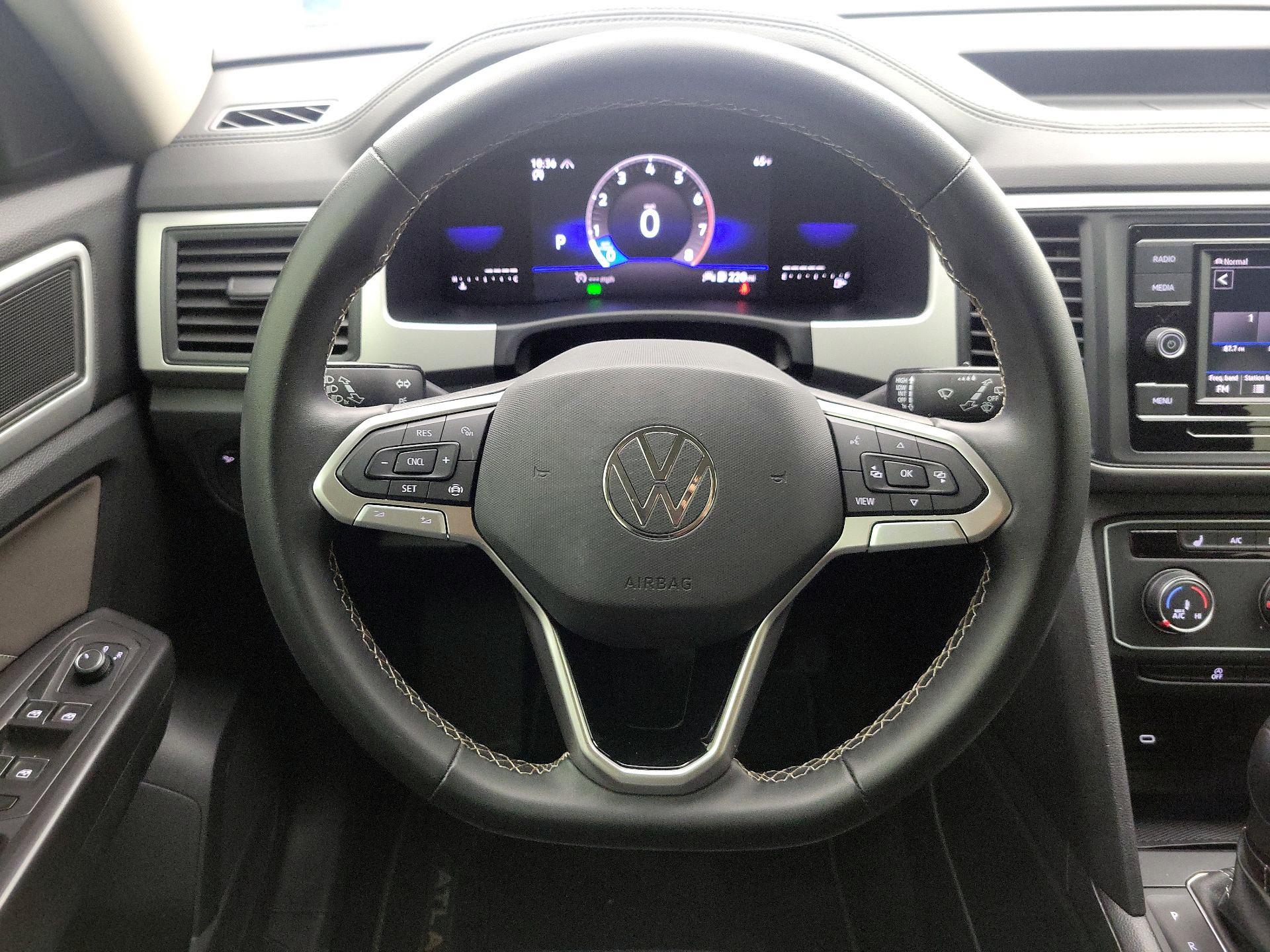 Thumbnail: 2023 Volkswagen Atlas - 10