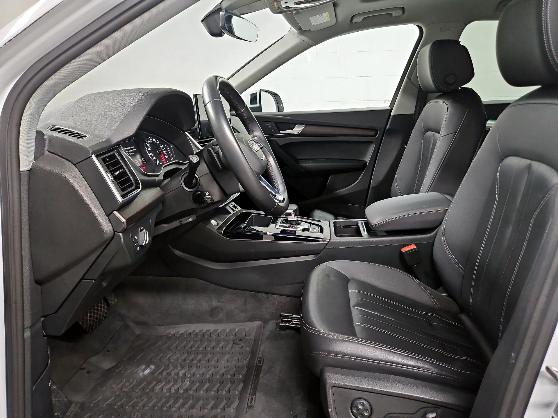 Thumbnail: 2022 Audi Q5 - 11