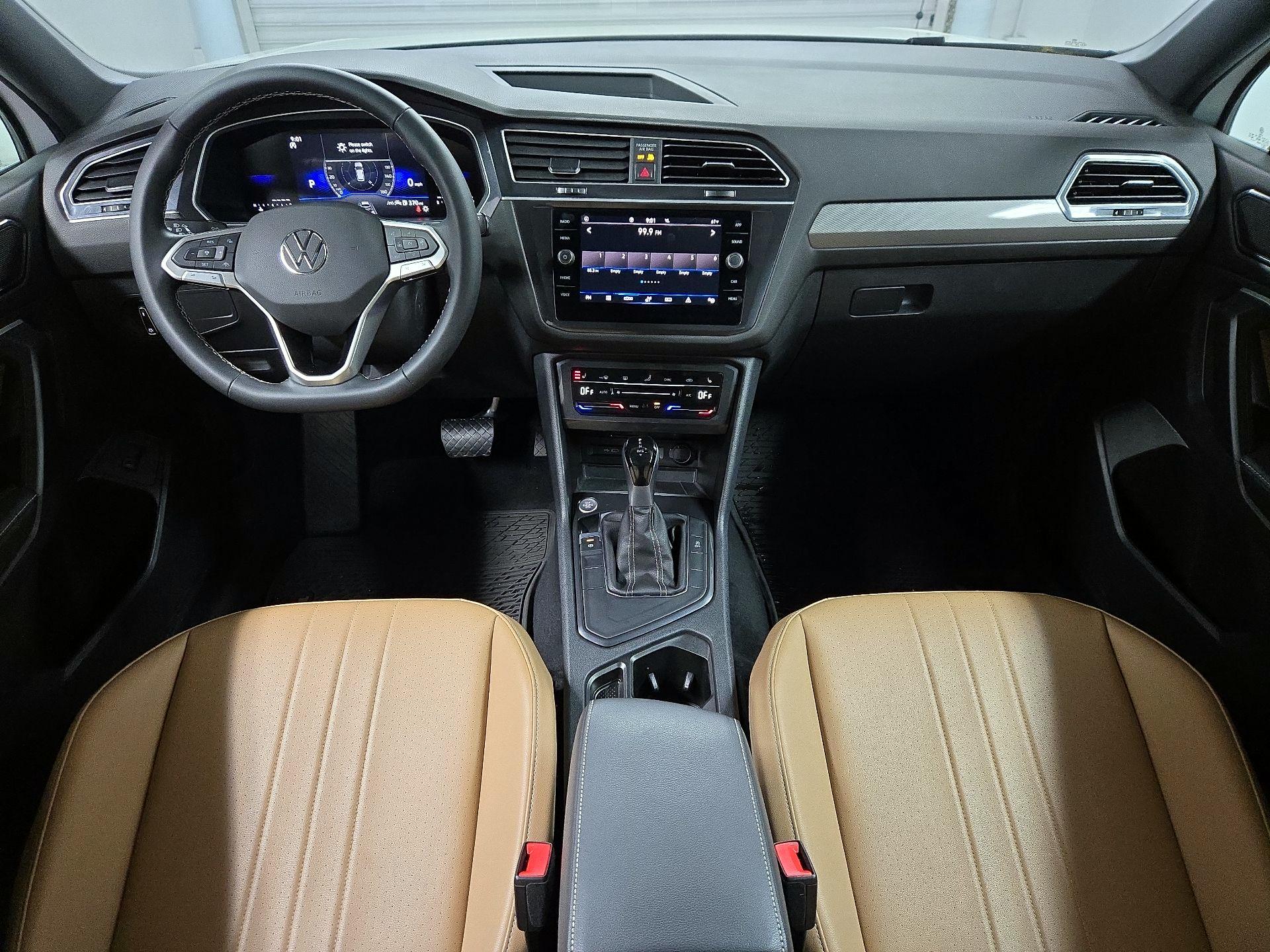 Thumbnail: 2024 Volkswagen Tiguan - 9