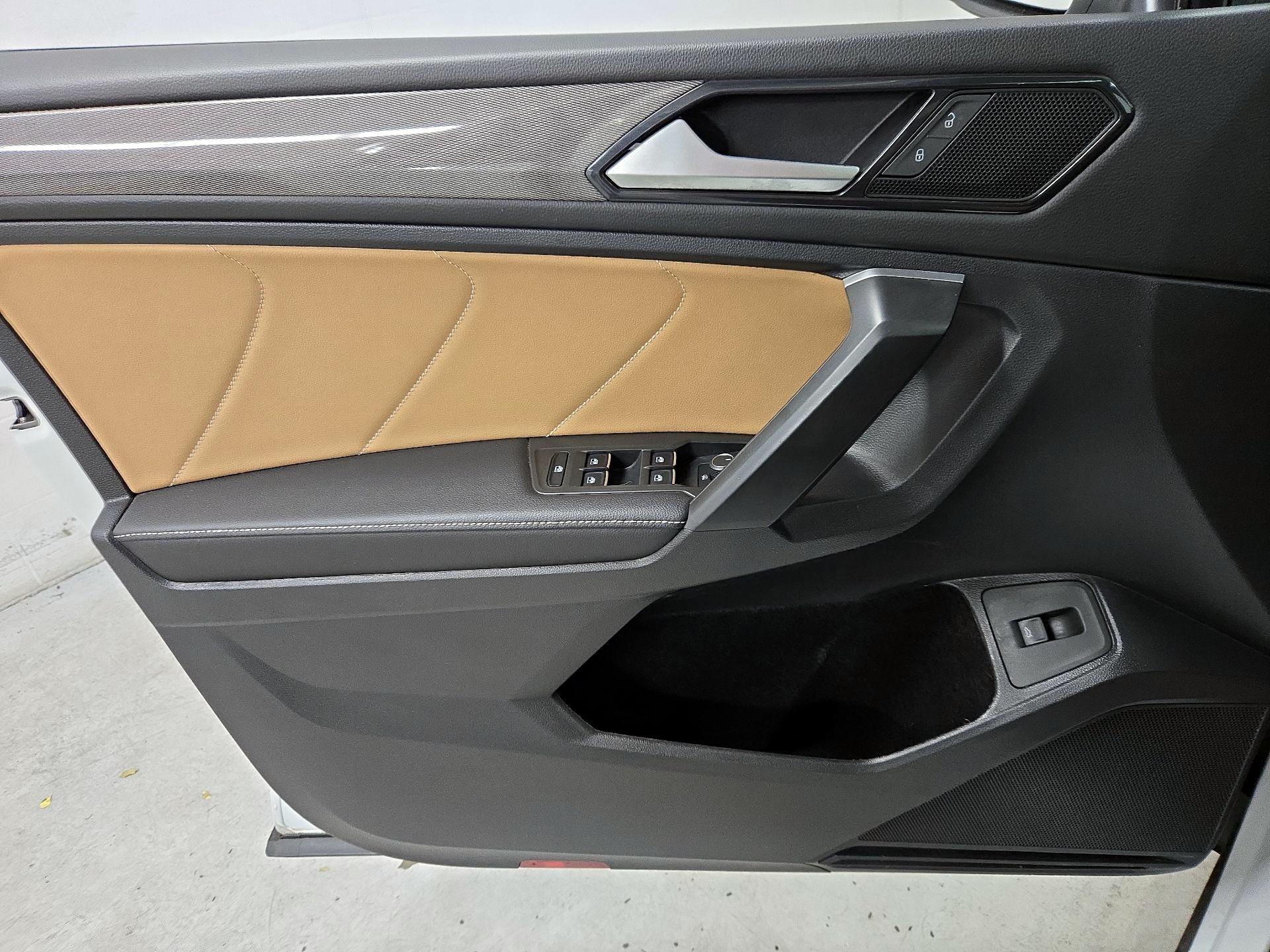 Thumbnail: 2024 Volkswagen Tiguan - 12