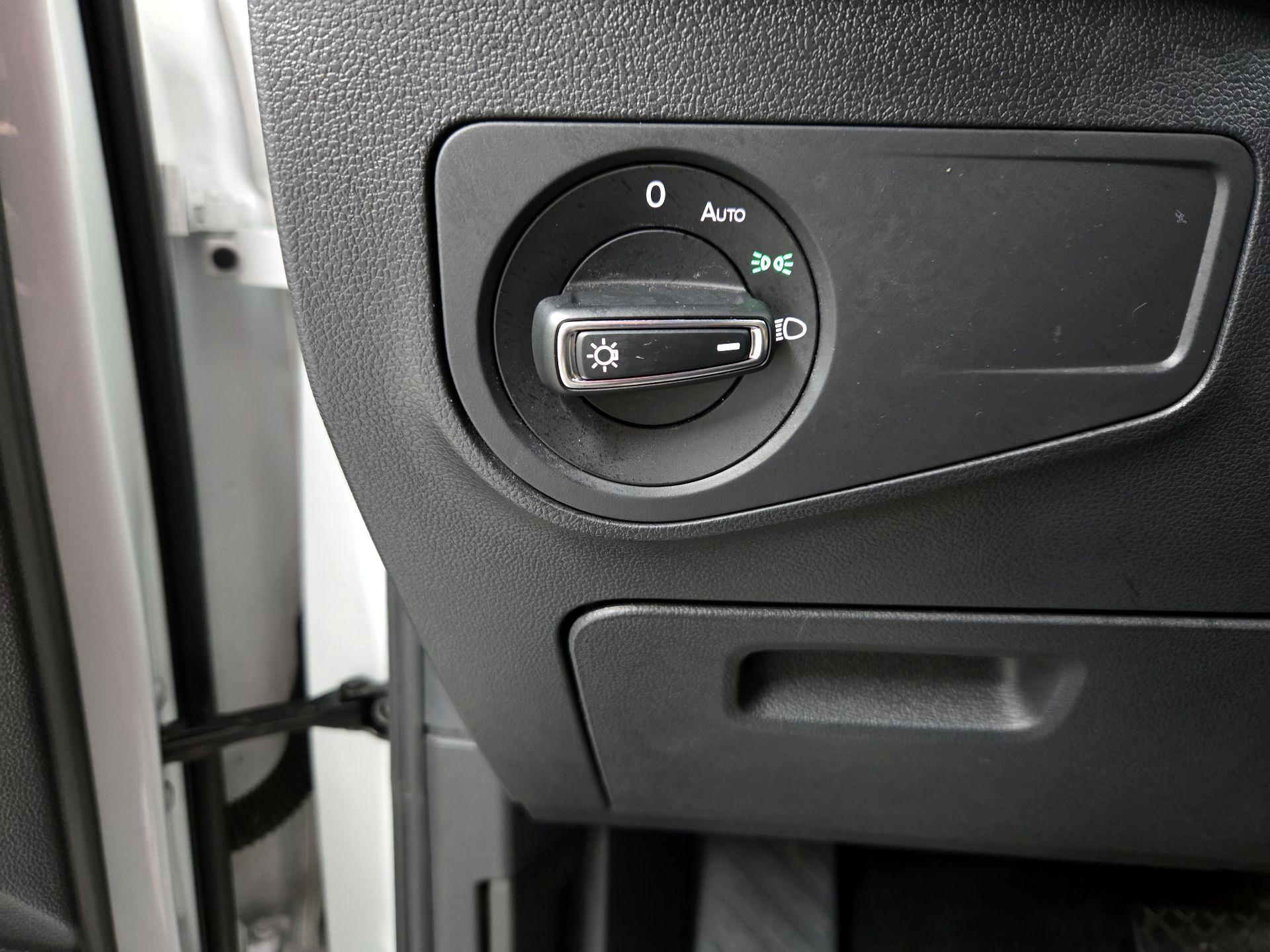 Thumbnail: 2024 Volkswagen Tiguan - 13