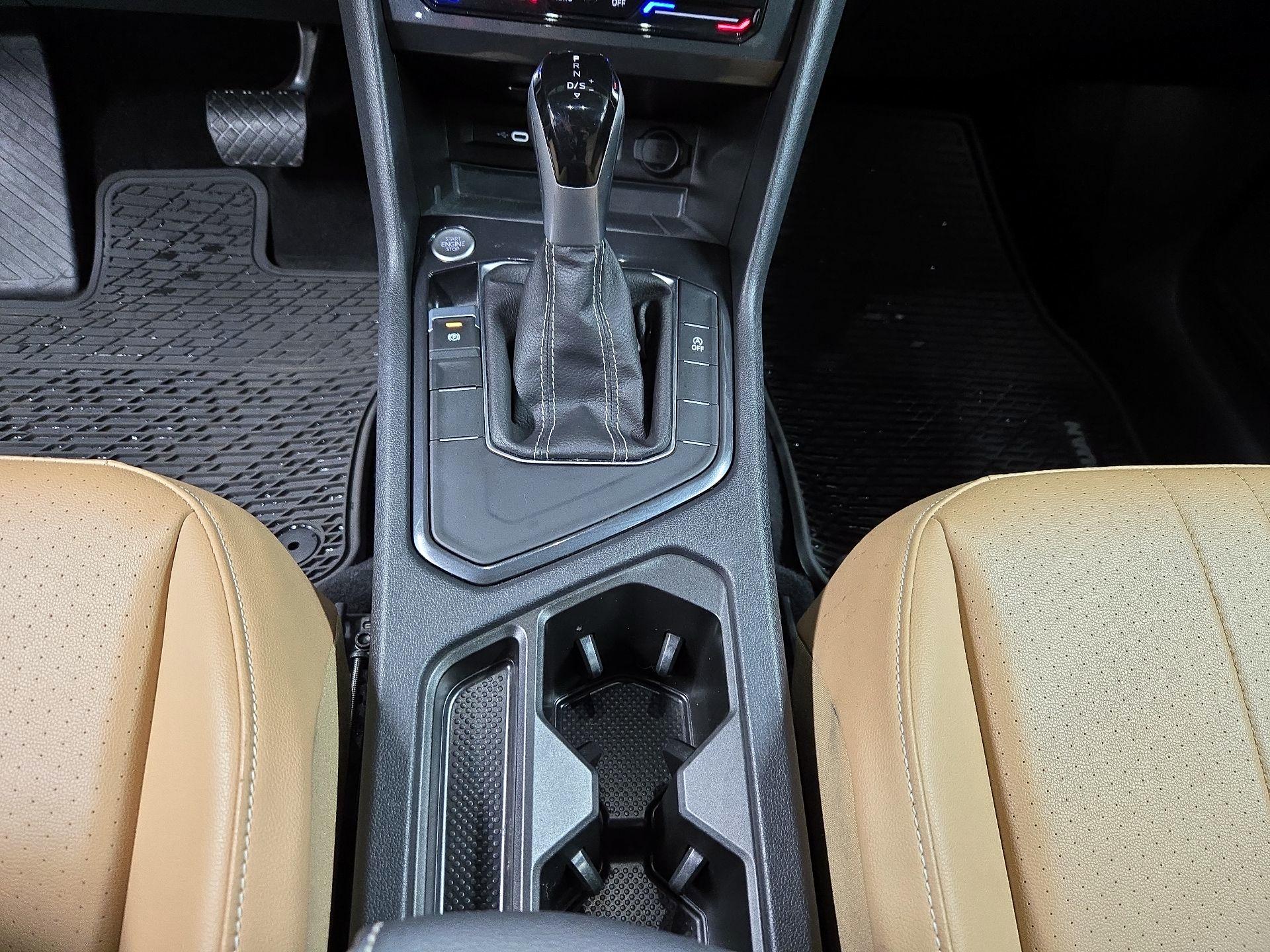 Thumbnail: 2024 Volkswagen Tiguan - 17