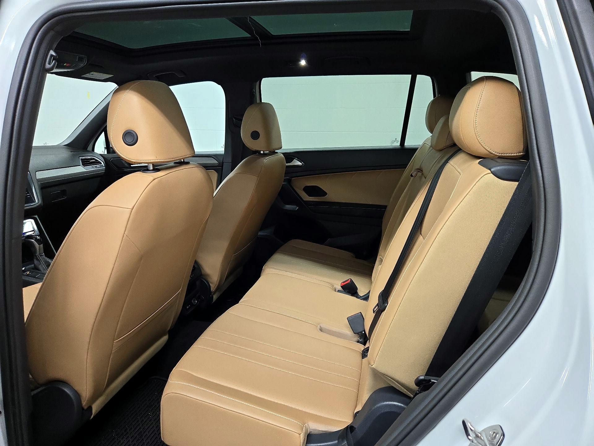 Thumbnail: 2024 Volkswagen Tiguan - 20