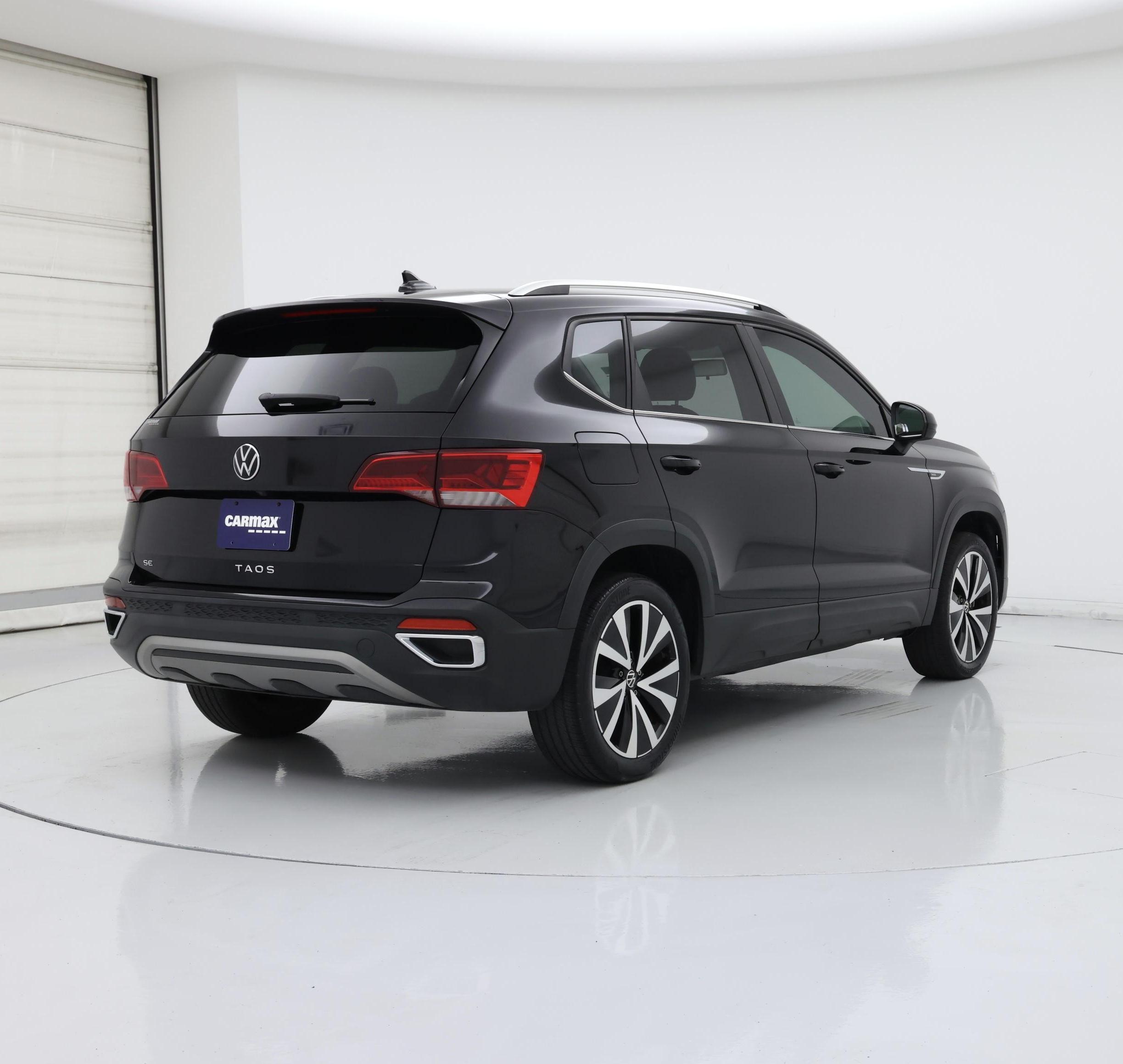 Thumbnail: 2022 Volkswagen Taos - 8