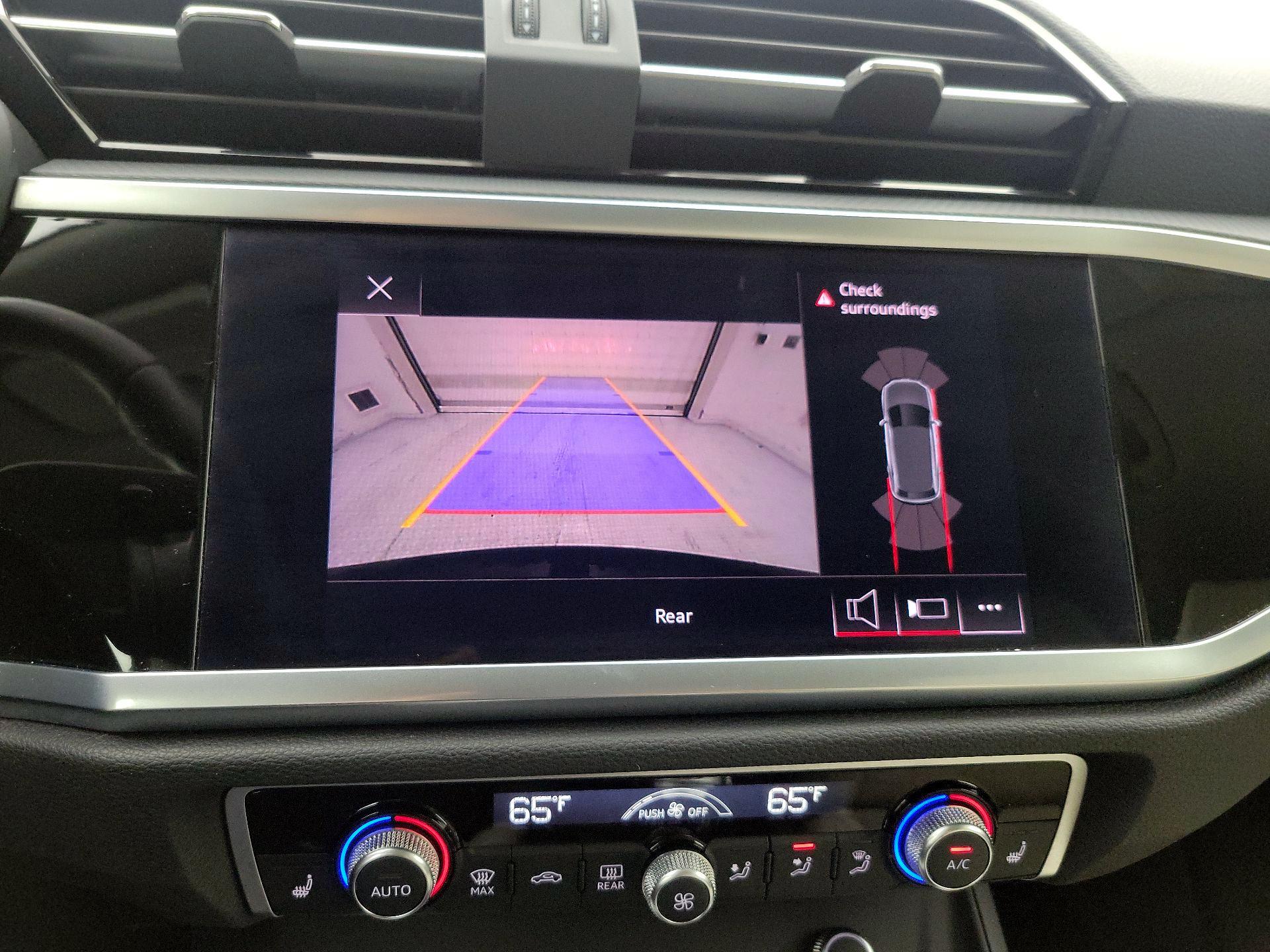 Thumbnail: 2022 Audi Q3 - 14