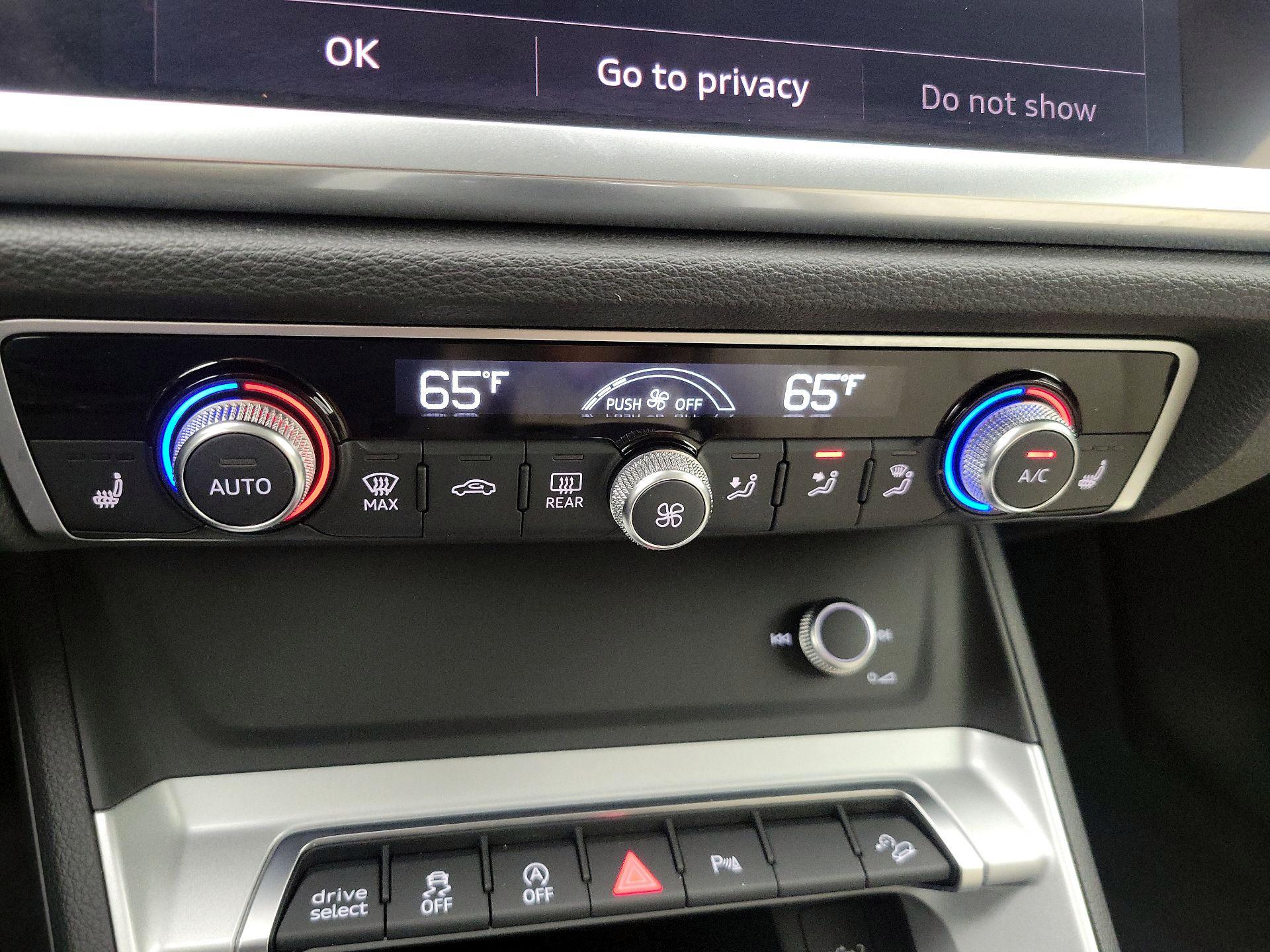 Thumbnail: 2022 Audi Q3 - 16