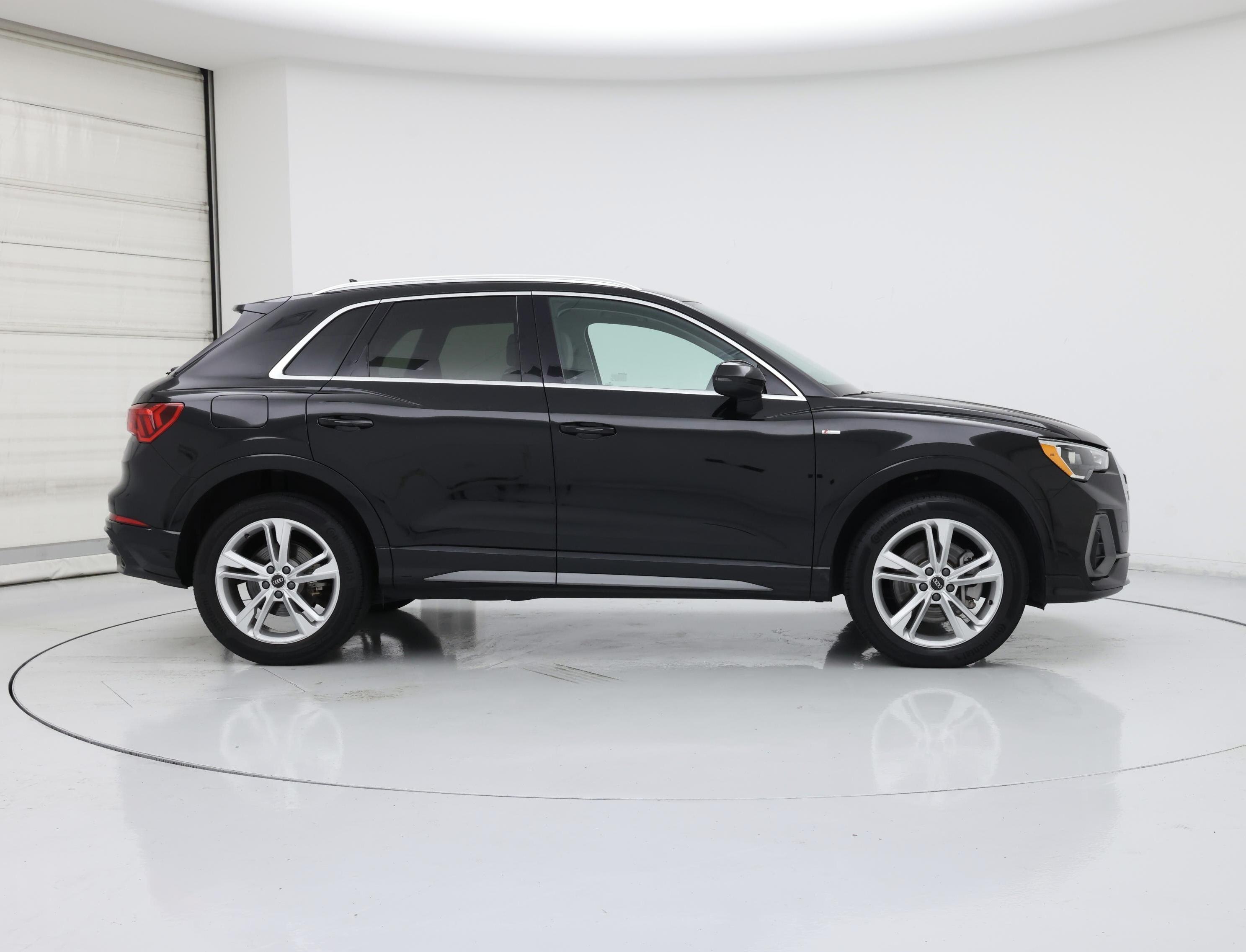 Thumbnail: 2022 Audi Q3 - 7