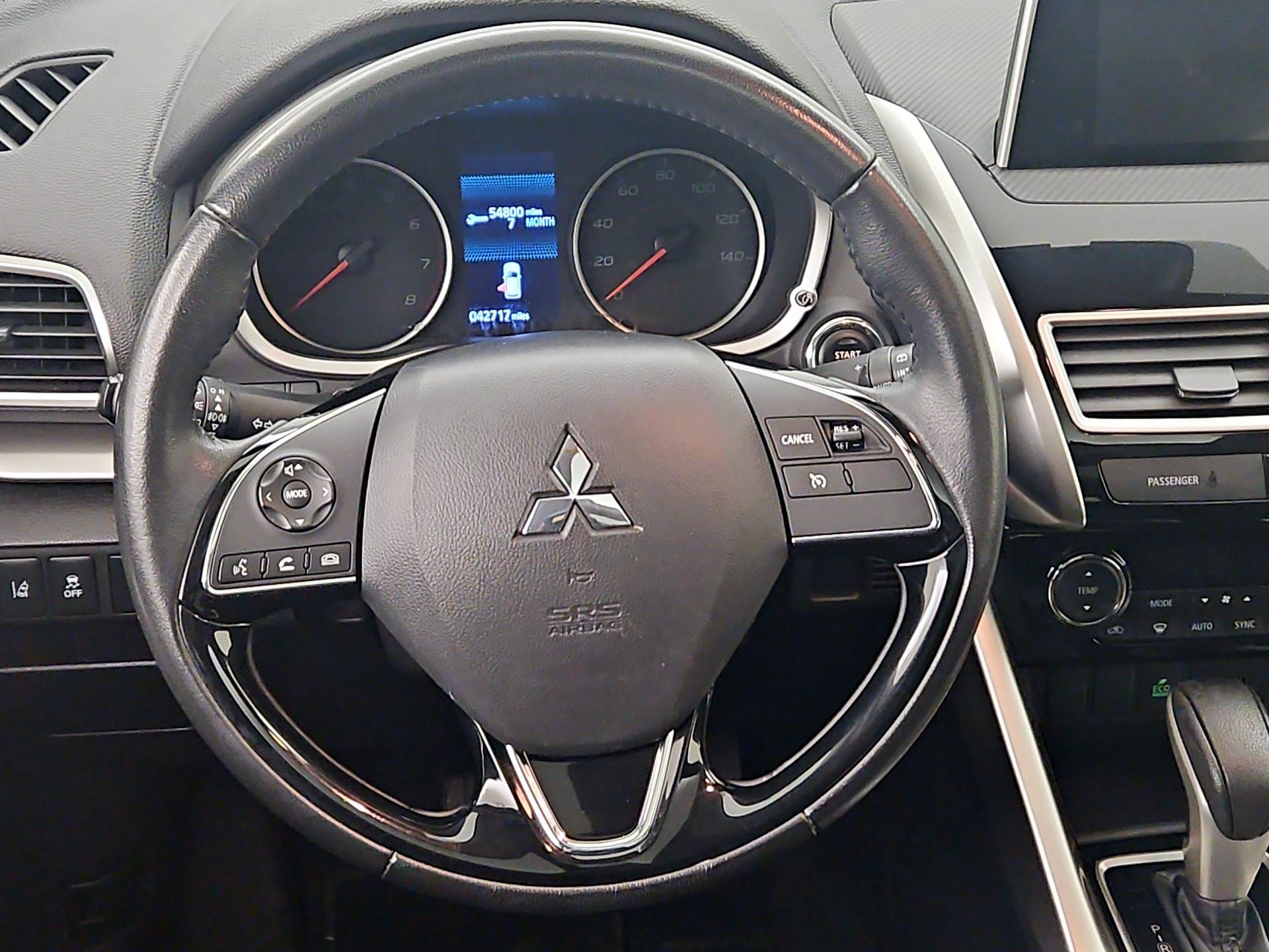 Thumbnail: 2020 Mitsubishi Eclipse Cross - 10