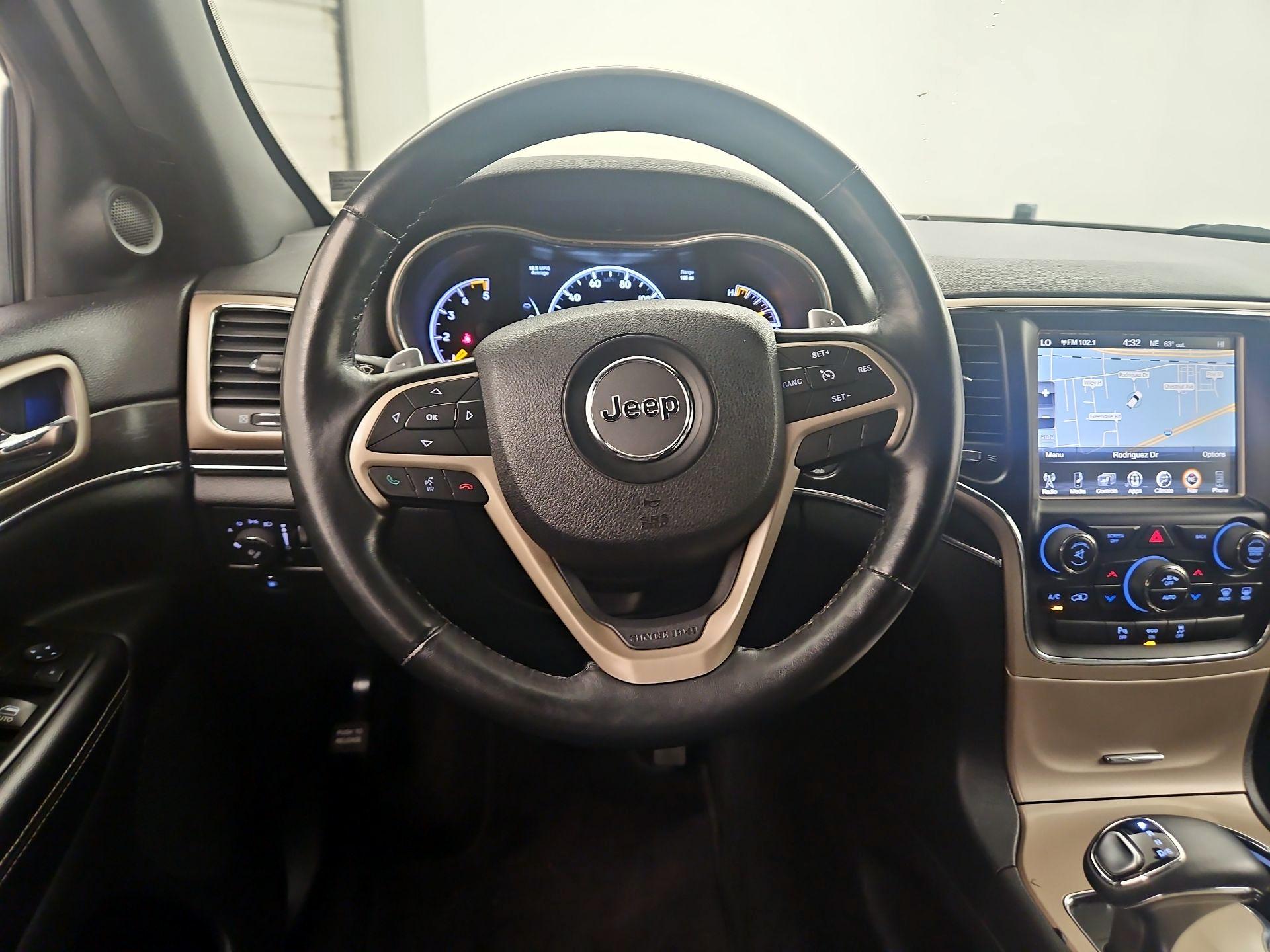 Thumbnail: 2015 Jeep Grand Cherokee - 10