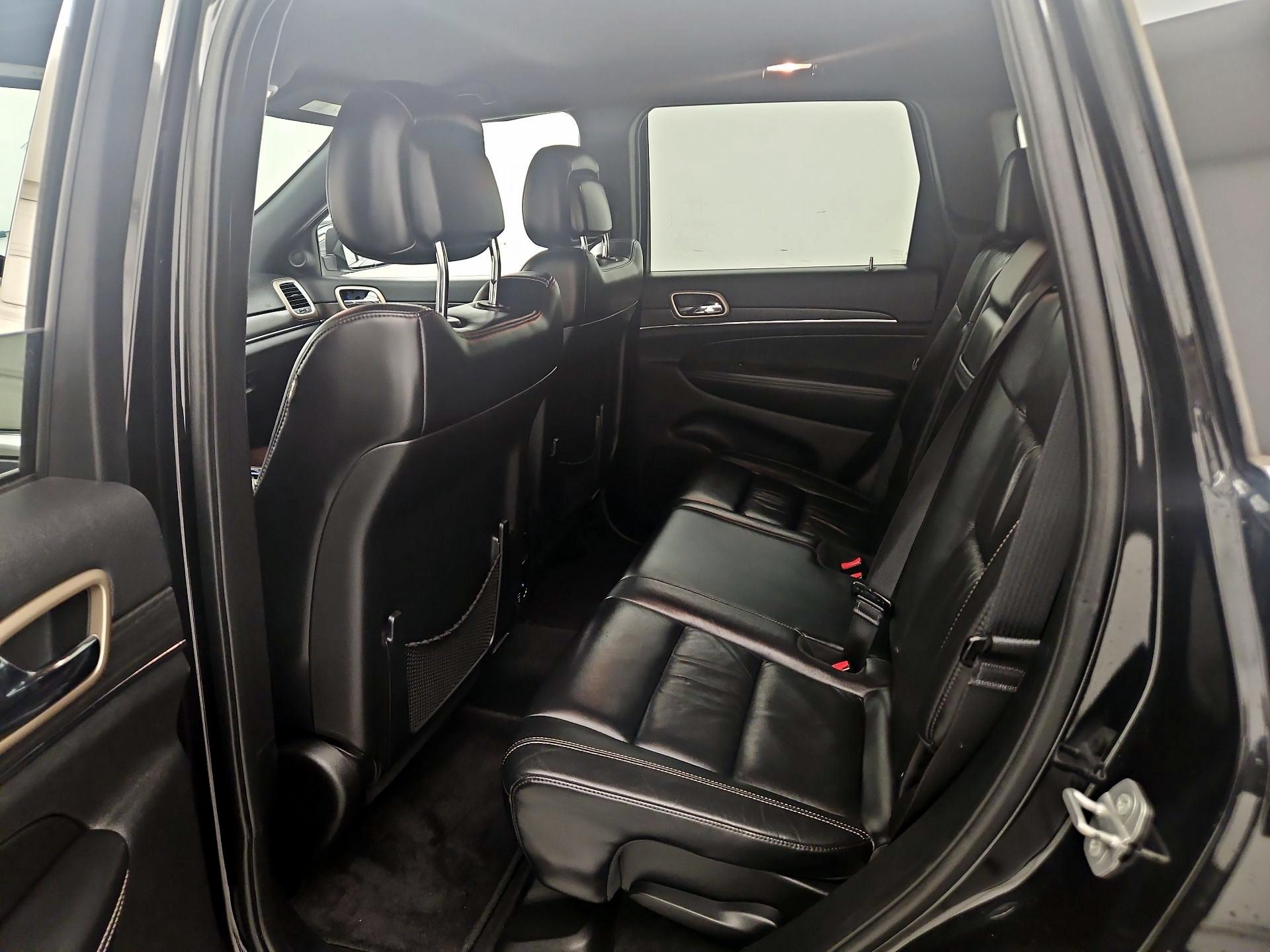 Thumbnail: 2015 Jeep Grand Cherokee - 20