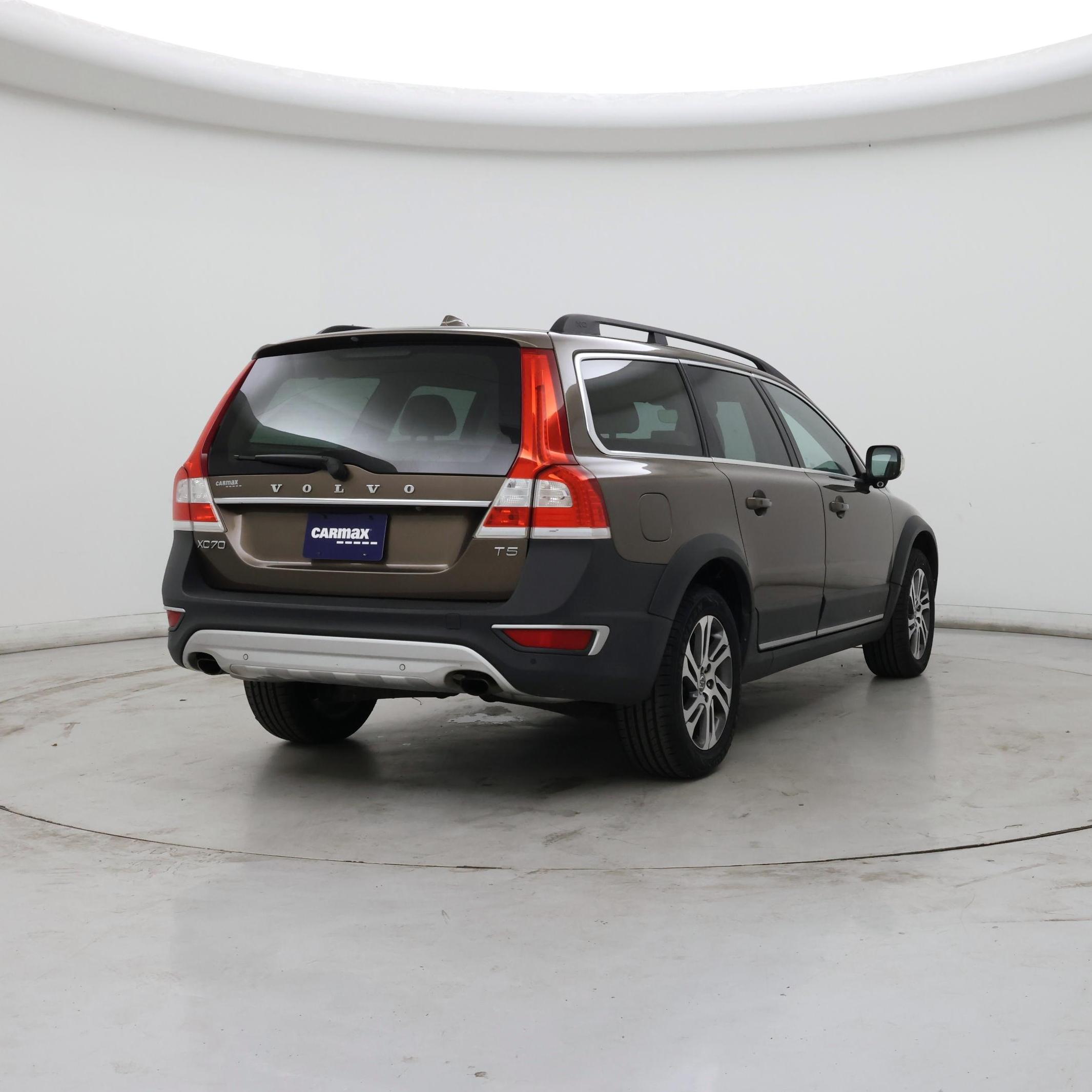 Thumbnail: 2015 Volvo XC70 - 8