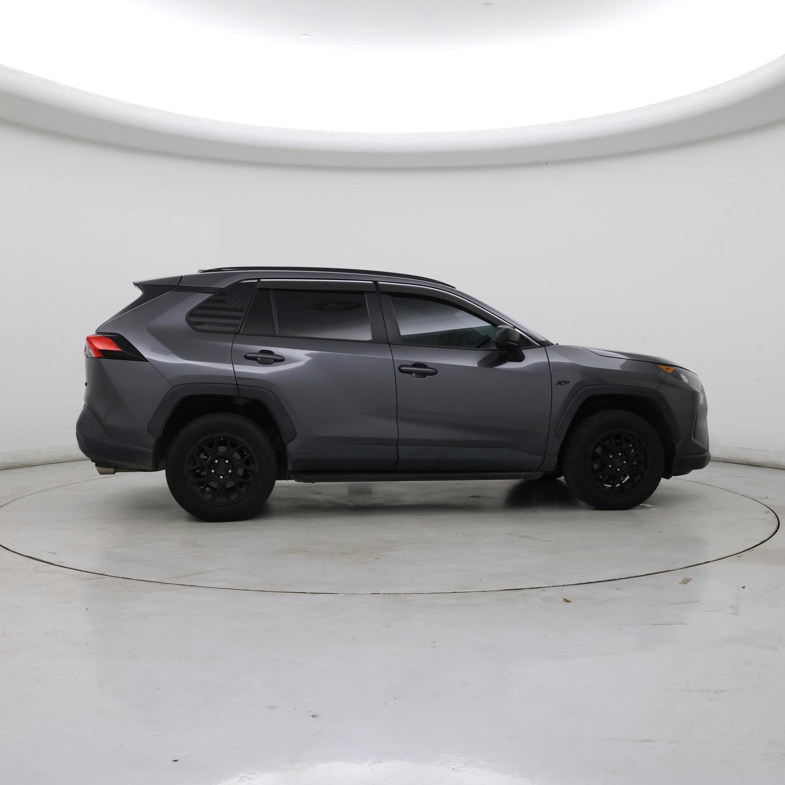 Thumbnail: 2021 Toyota RAV4 - 7