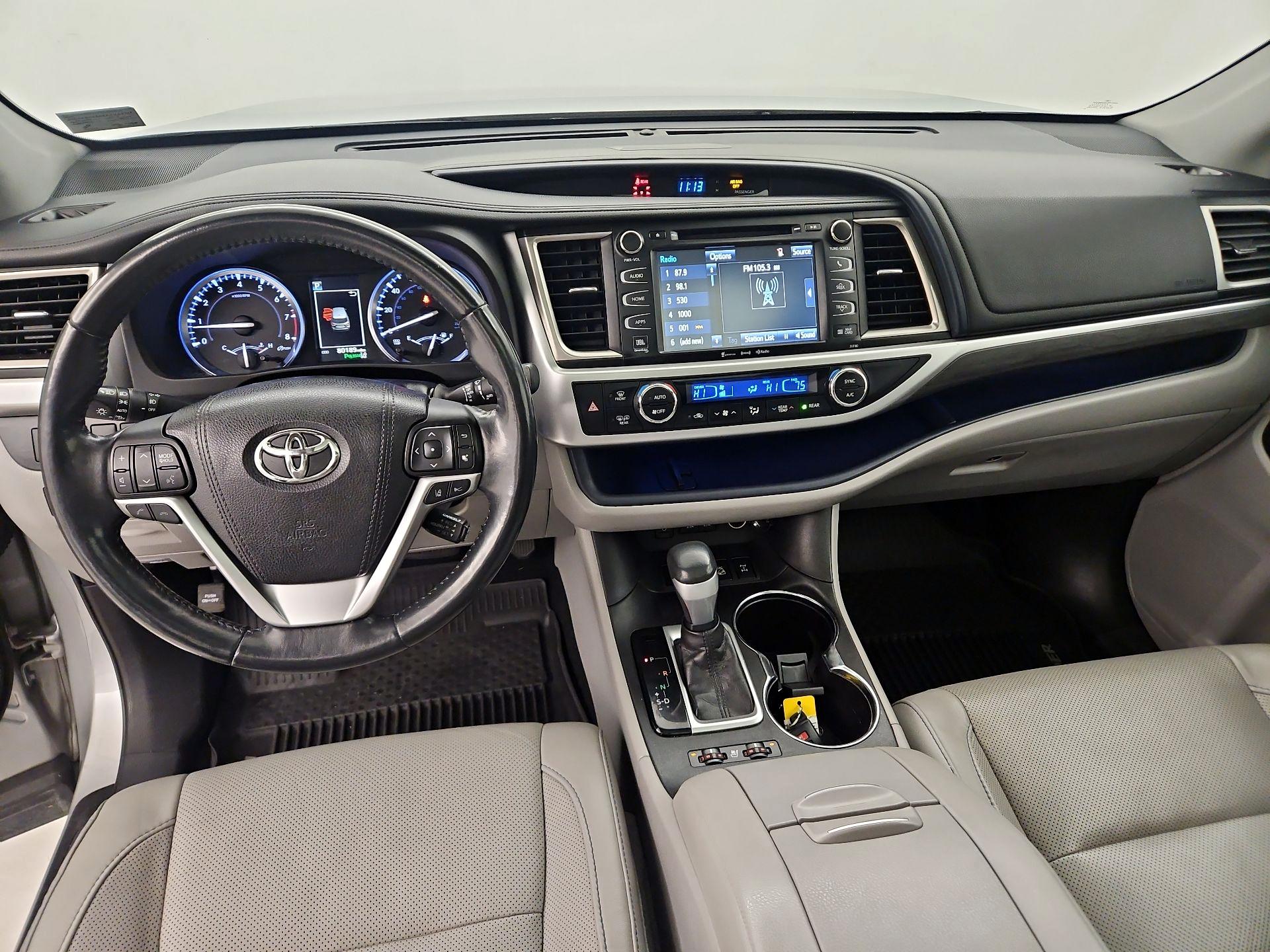 Thumbnail: 2017 Toyota Highlander - 9